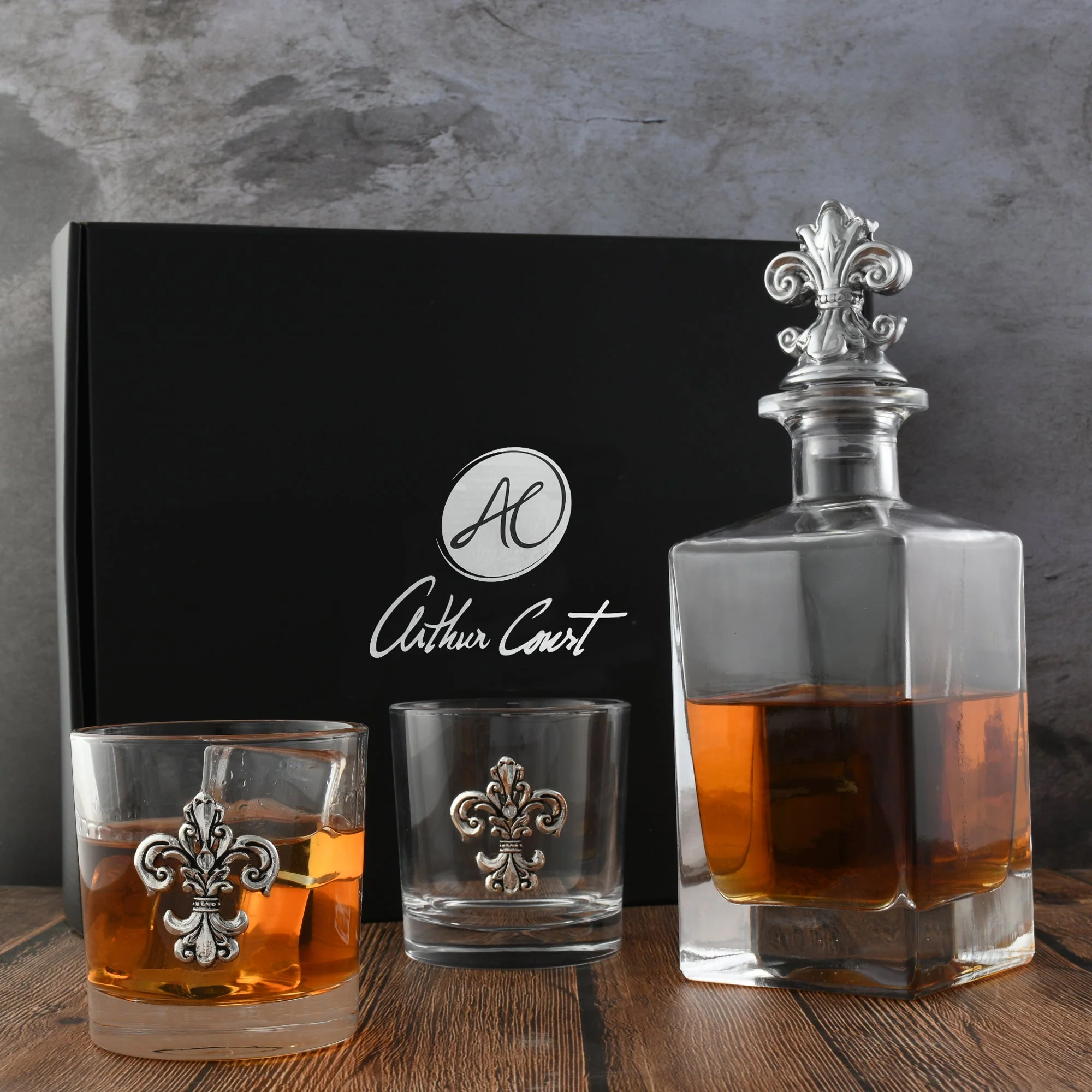 Arthur Court Decanter Set with glasses (2) - Fleur-de-lis - Image 7