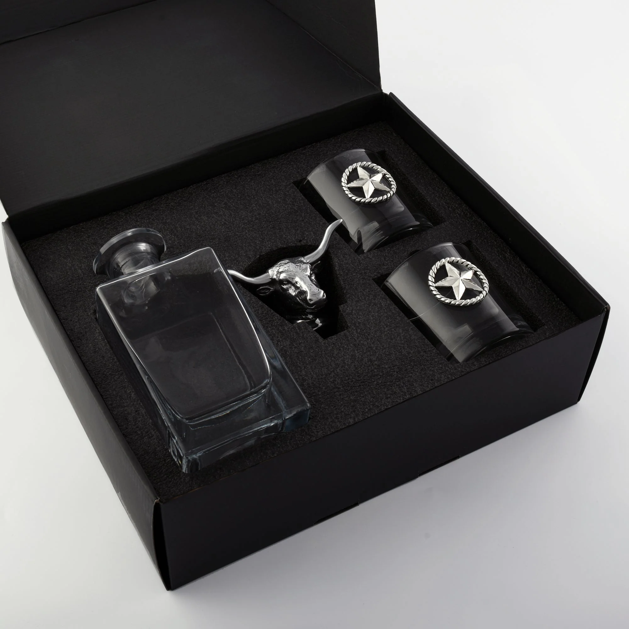 Arthur Court Decanter Set with glasses (2) - Longhorn - Image 4