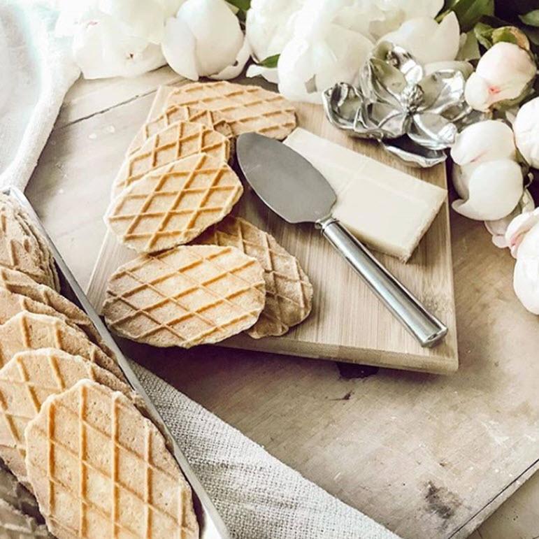 Arthur Court Magnolia Bamboo Cheese Set - Image 2