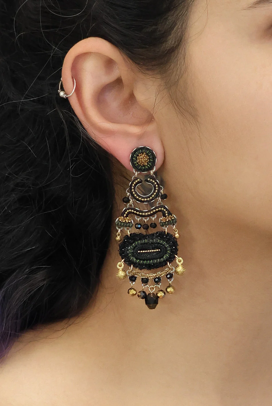 Ayala Bar Gilded Black Set, Lanore Earrings - Image 2