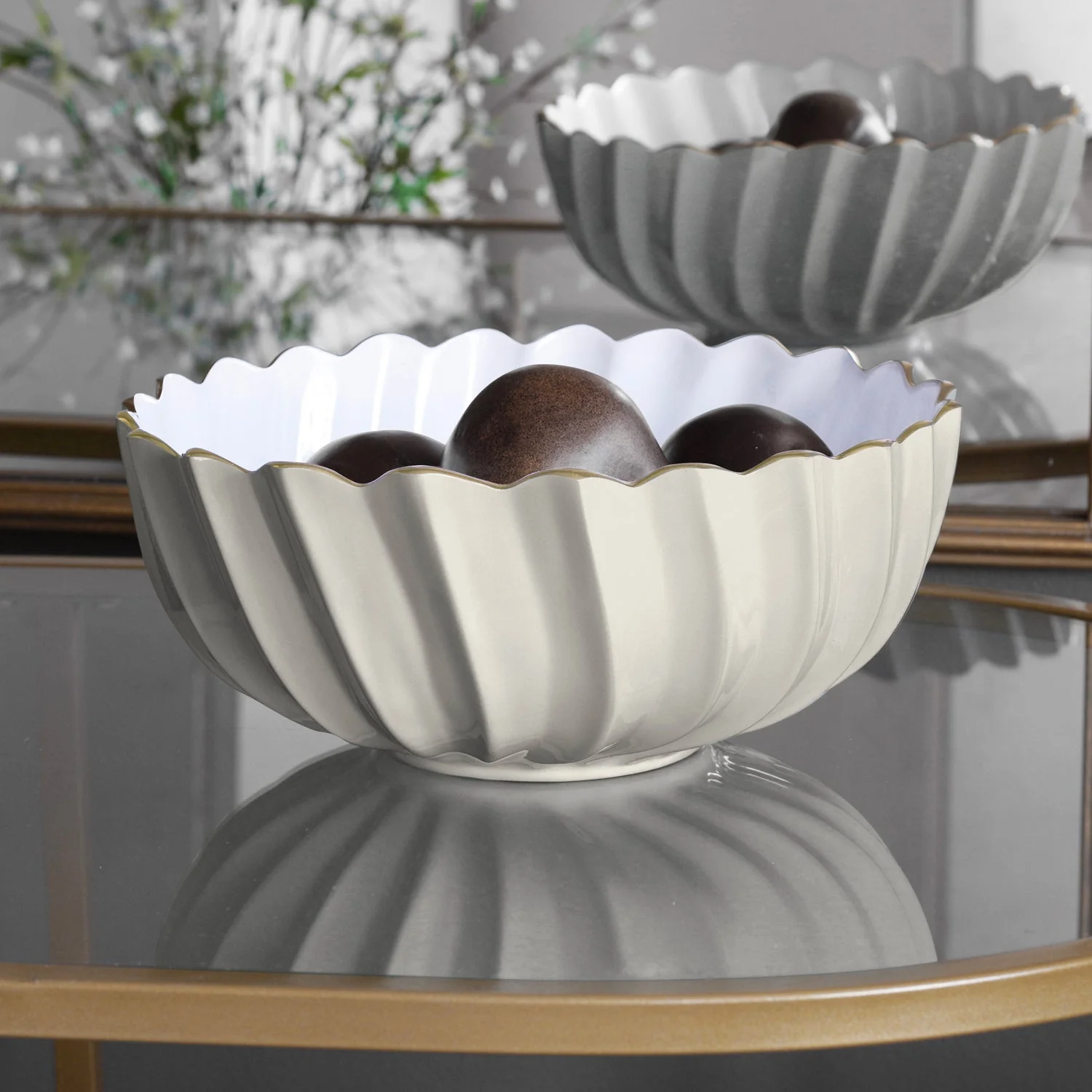 Beatriz Ball ENCANTO Orlando Medium Bowl (Cream and White) - Image 3