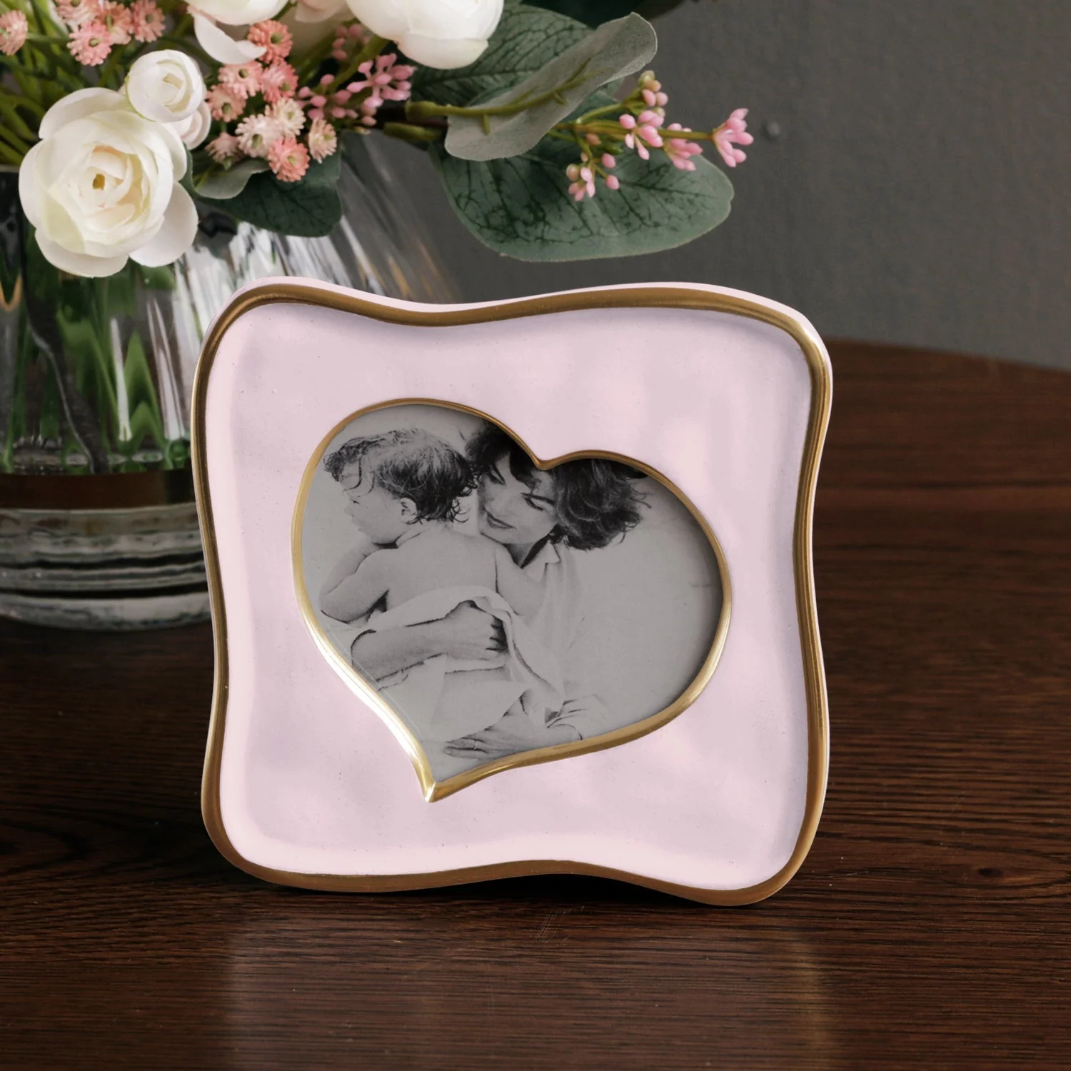 Beatriz Ball FRAME Encanto Curved Heart 5 x 5 (Camellia) - Image 5