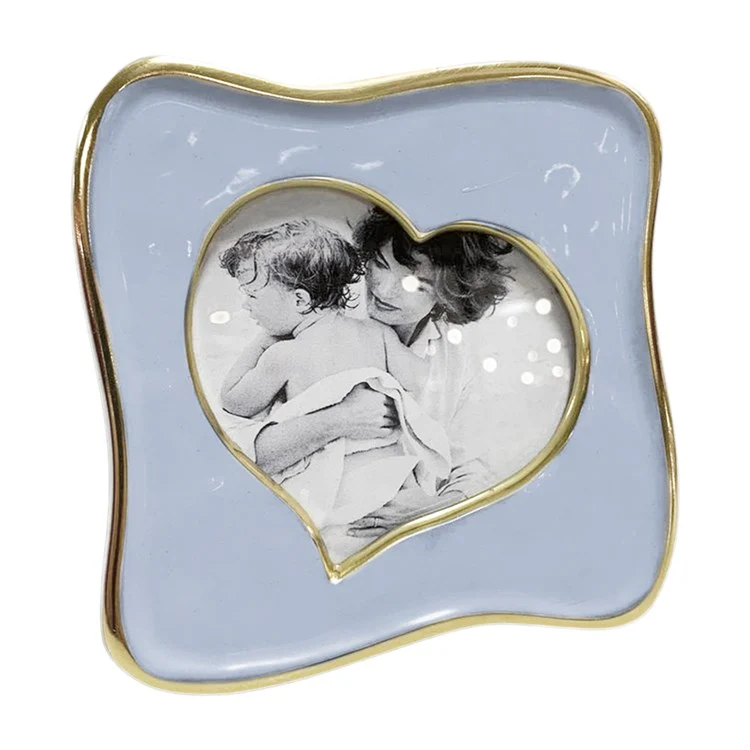 Beatriz Ball FRAME Encanto Curved Heart 5 x 5 (Periwinkle)