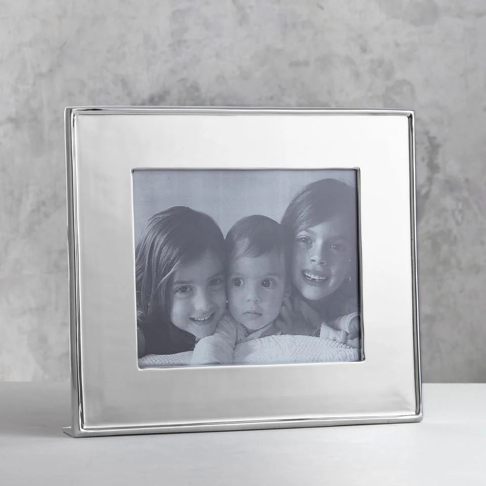 Beatriz Ball Frame Jason 8x10 - Image 3