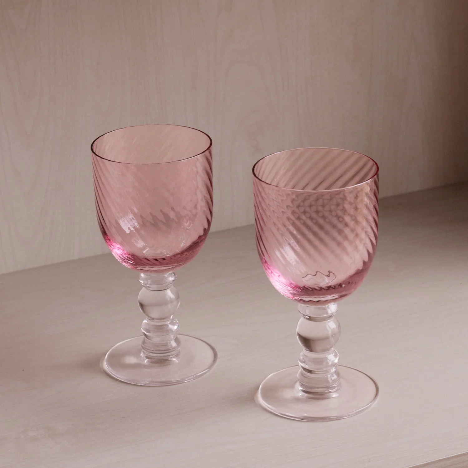 Beatriz Ball GLASS French Swirl Wine Set of 4 (Pink) - Image 4