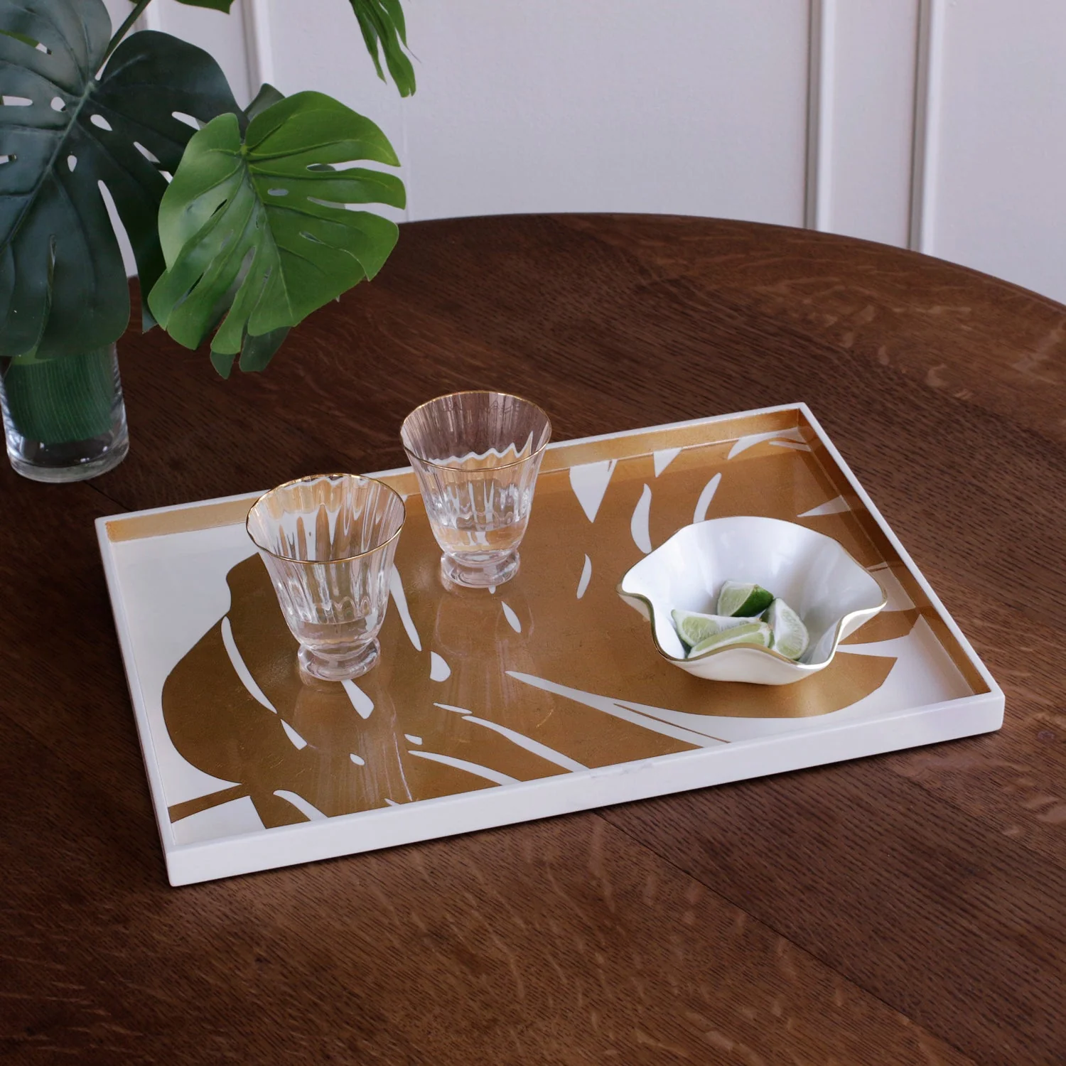 Beatriz Ball INDOCHINE Large Lacquered PhilodendronTray White and Gold - Image 5