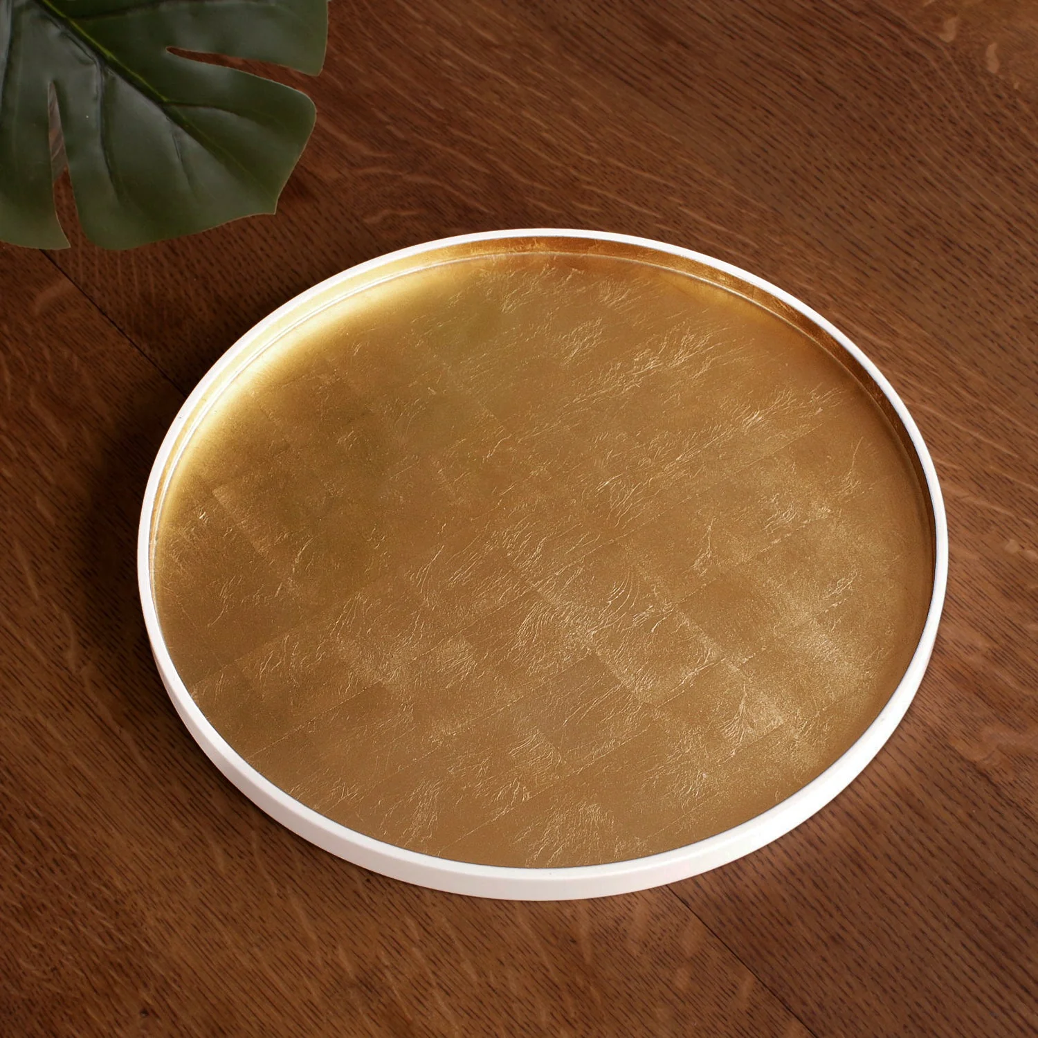 Beatriz Ball INDOCHINE Round Lacquered Tray White and Gold