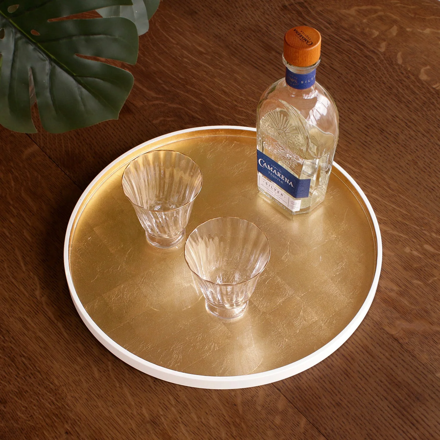 Beatriz Ball INDOCHINE Round Lacquered Tray White and Gold - Image 3