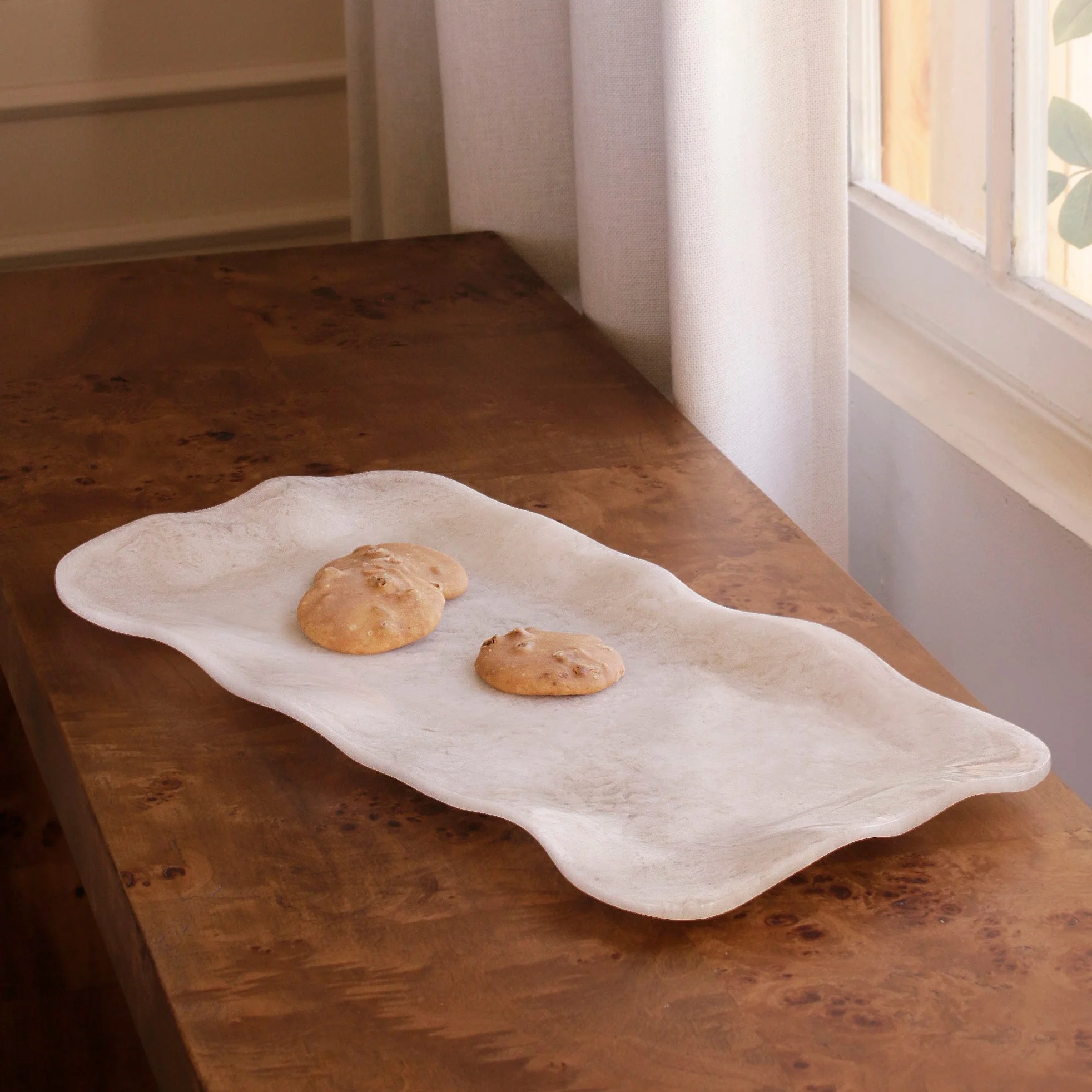 Beatriz Ball RESIN Alabaster Long Rectangle Tray White Swirl - Image 3