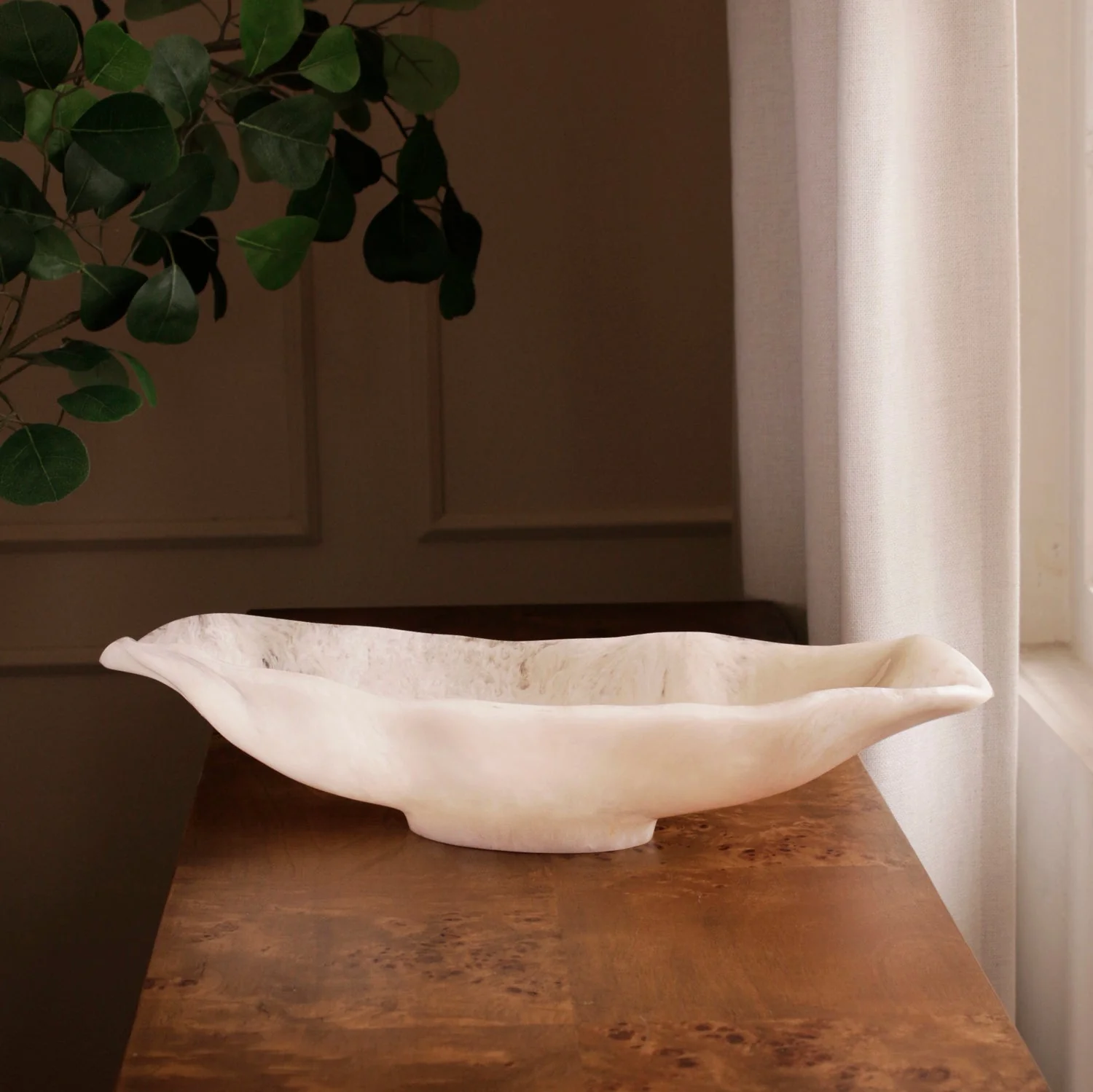 Beatriz Ball RESIN Alabaster Medium Oval Bowl White Swirl - Image 6