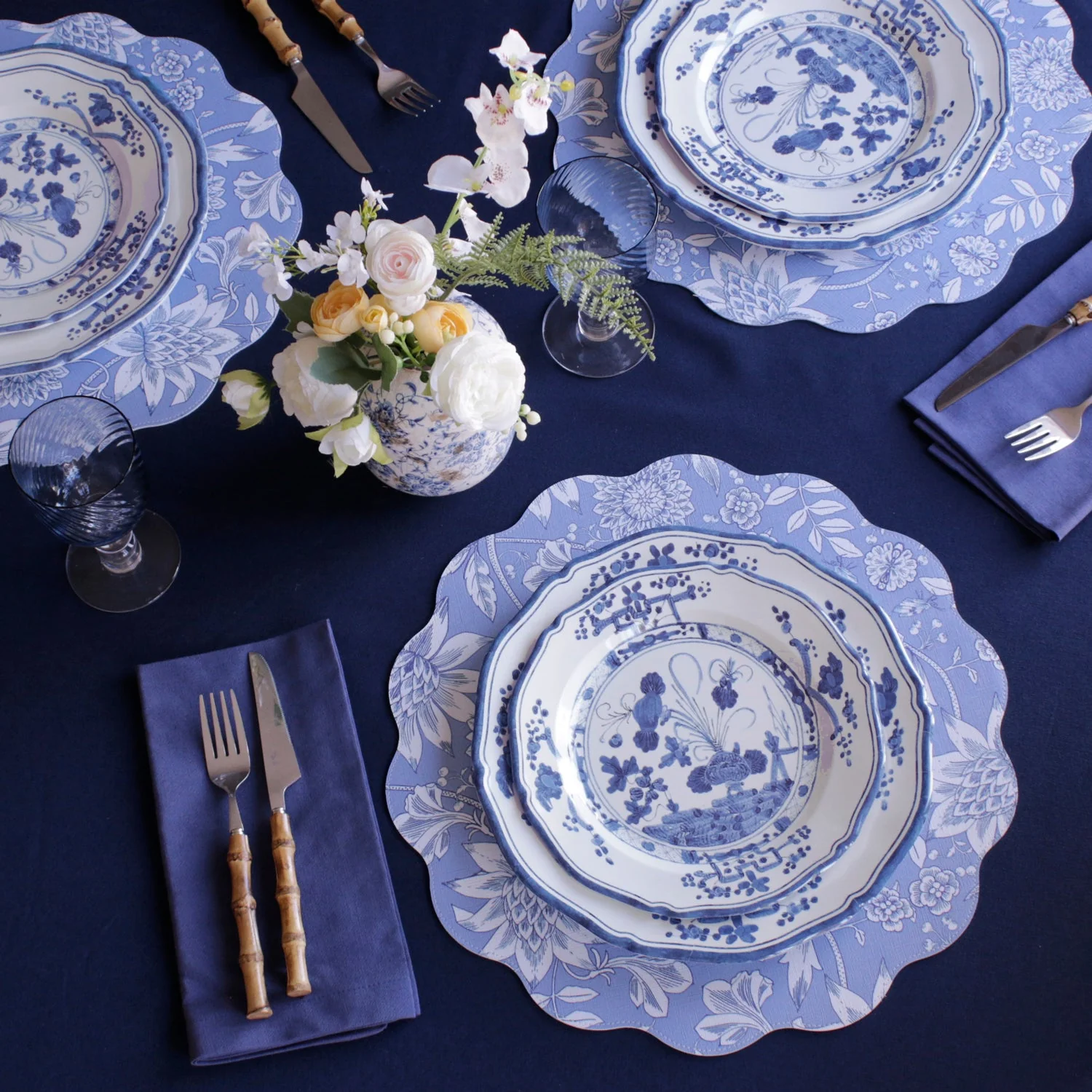 Beatriz Ball VIDA Faenza 11" Dinner Plate Set of 4 White and Blue - Image 6