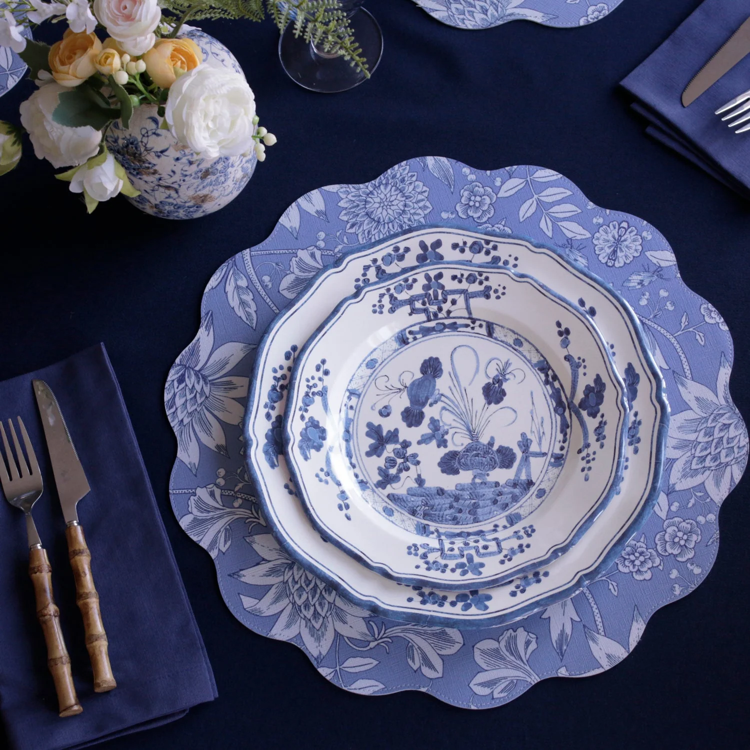 Beatriz Ball VIDA Faenza 11" Dinner Plate Set of 4 White and Blue - Image 7