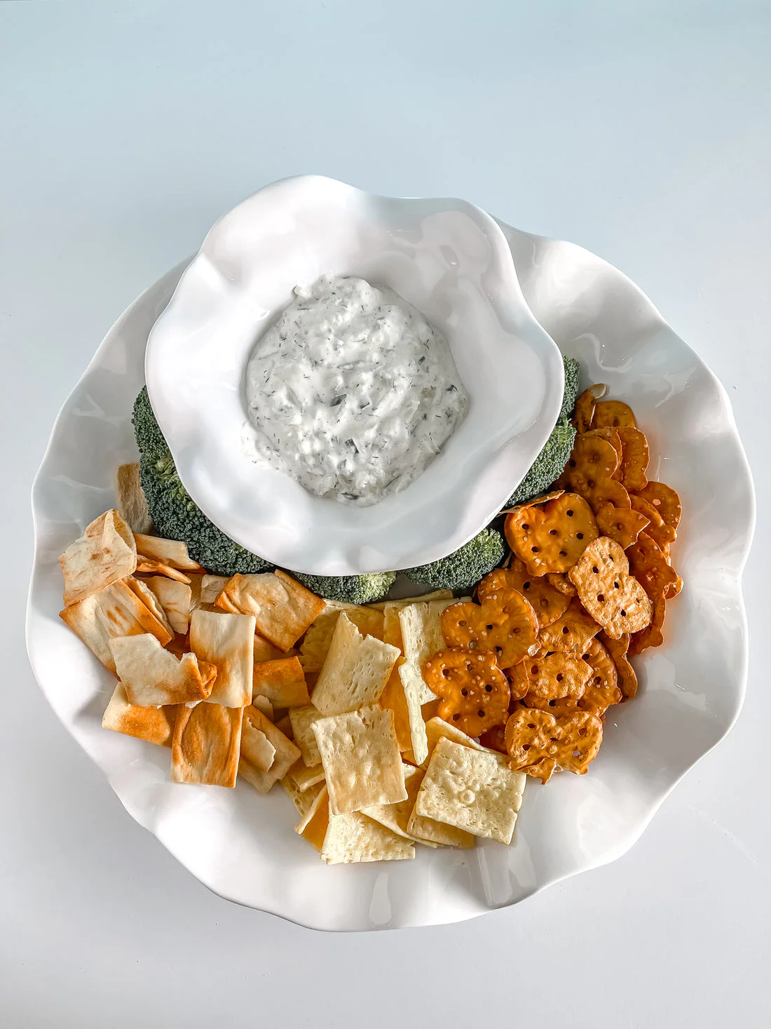Beatriz Ball Vida Havana Pedestal Cake Plate / Chip & Dip White - Image 2