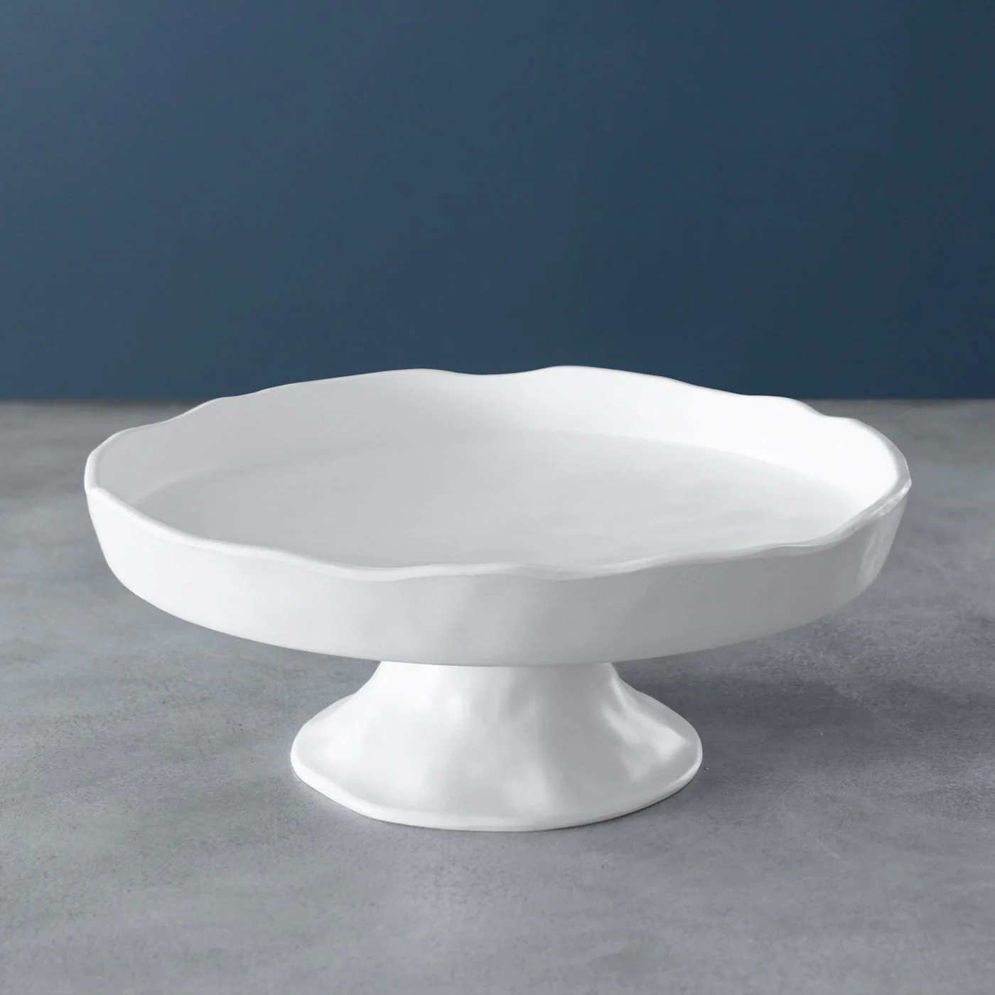 Beatriz Ball Vida Nube Round Pedestal Cake Plate / Chip & Dip (White) - Image 3