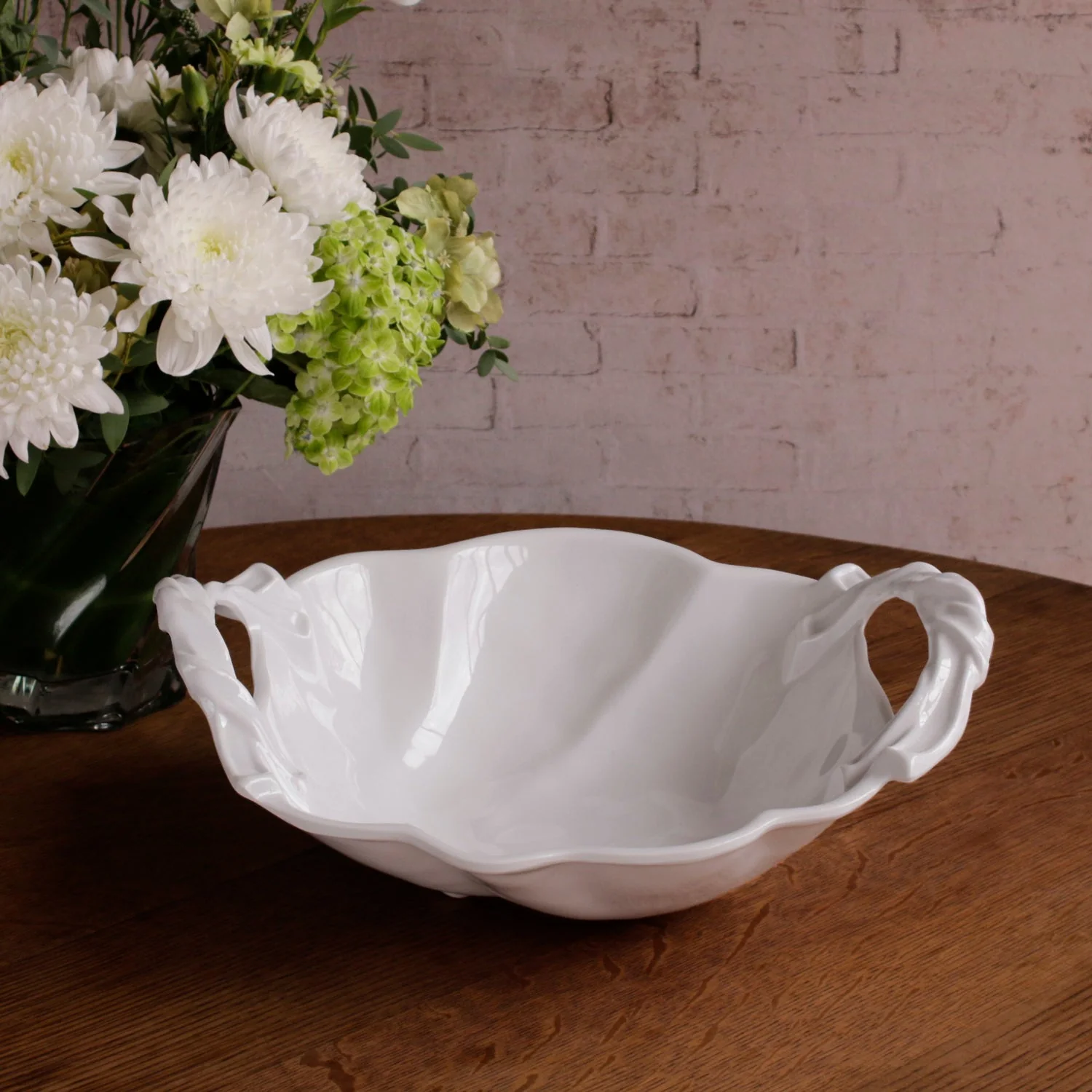 Beatriz Ball VIDA Sasha Round Large Bowl with Handles White