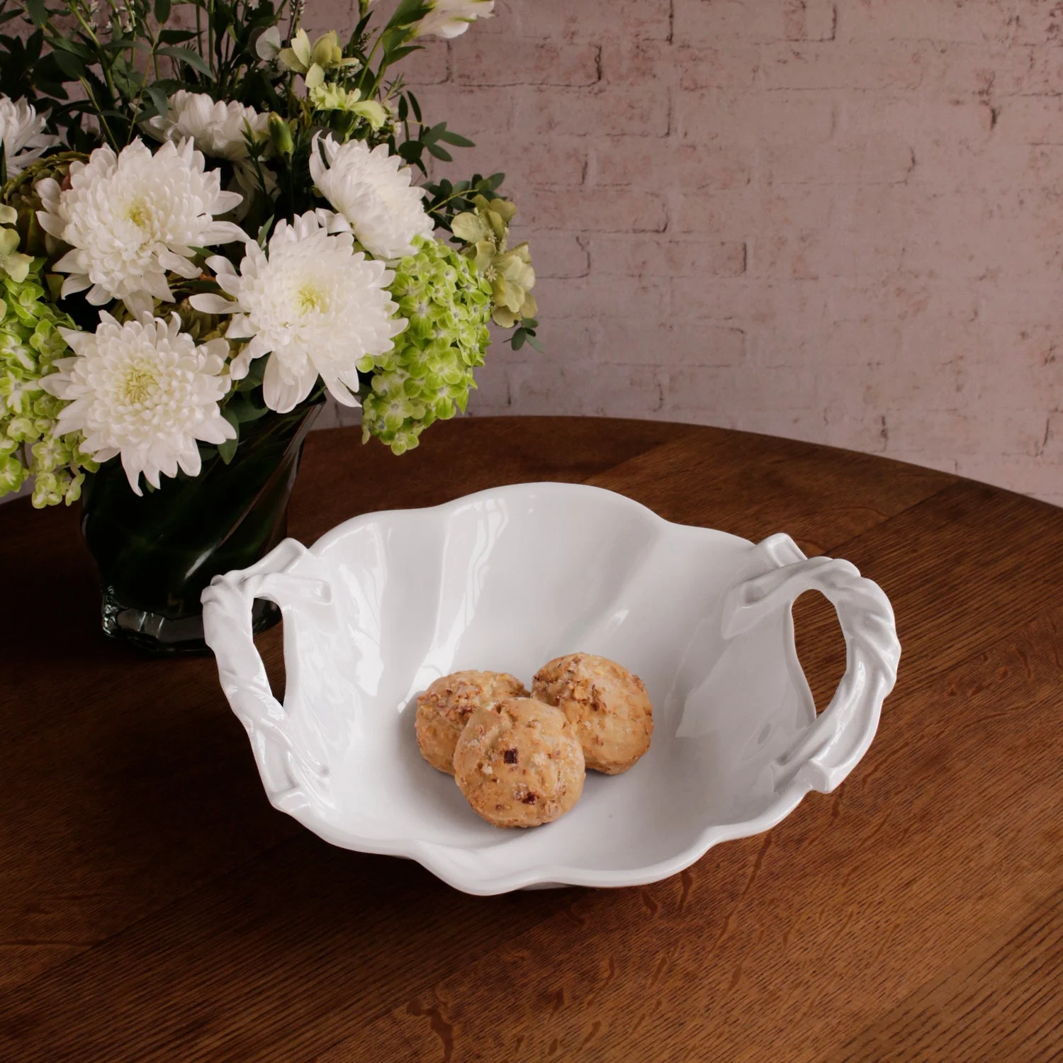 Beatriz Ball VIDA Sasha Round Large Bowl with Handles White - Image 4