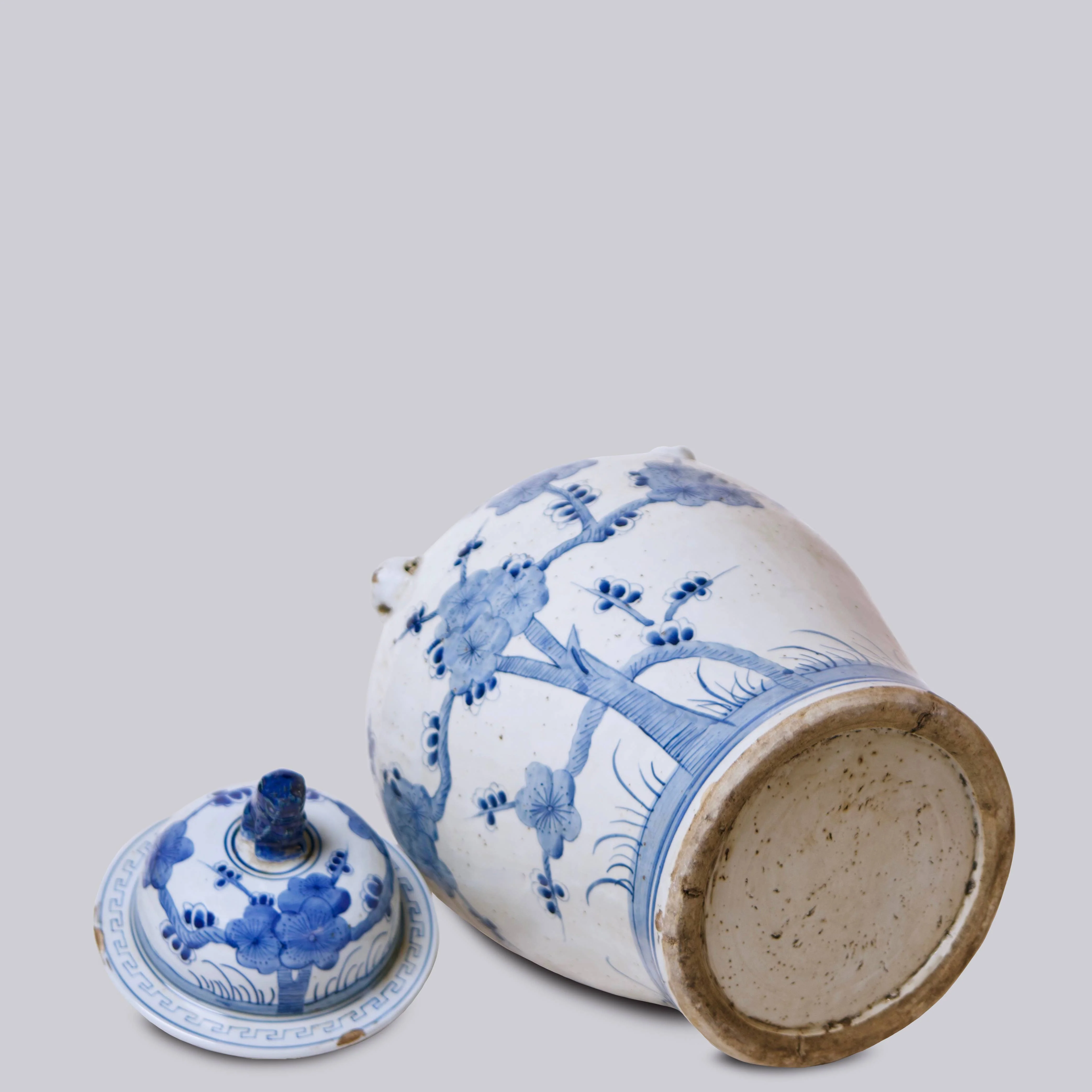 Blossoms Blue and White Porcelain Temple Jar - Image 5