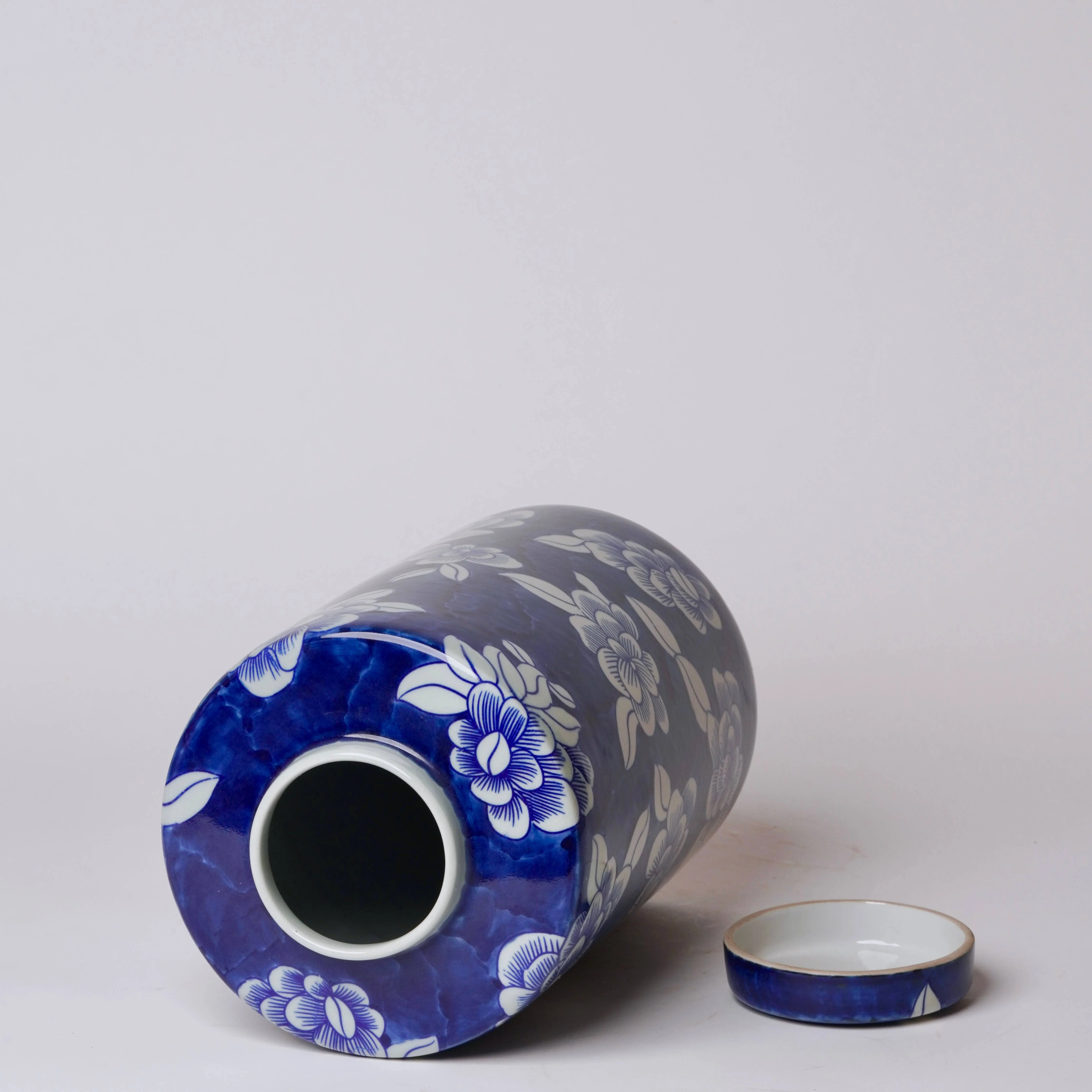 Blue and White Camellia Porcelain Lidded Tea Canister - Image 3