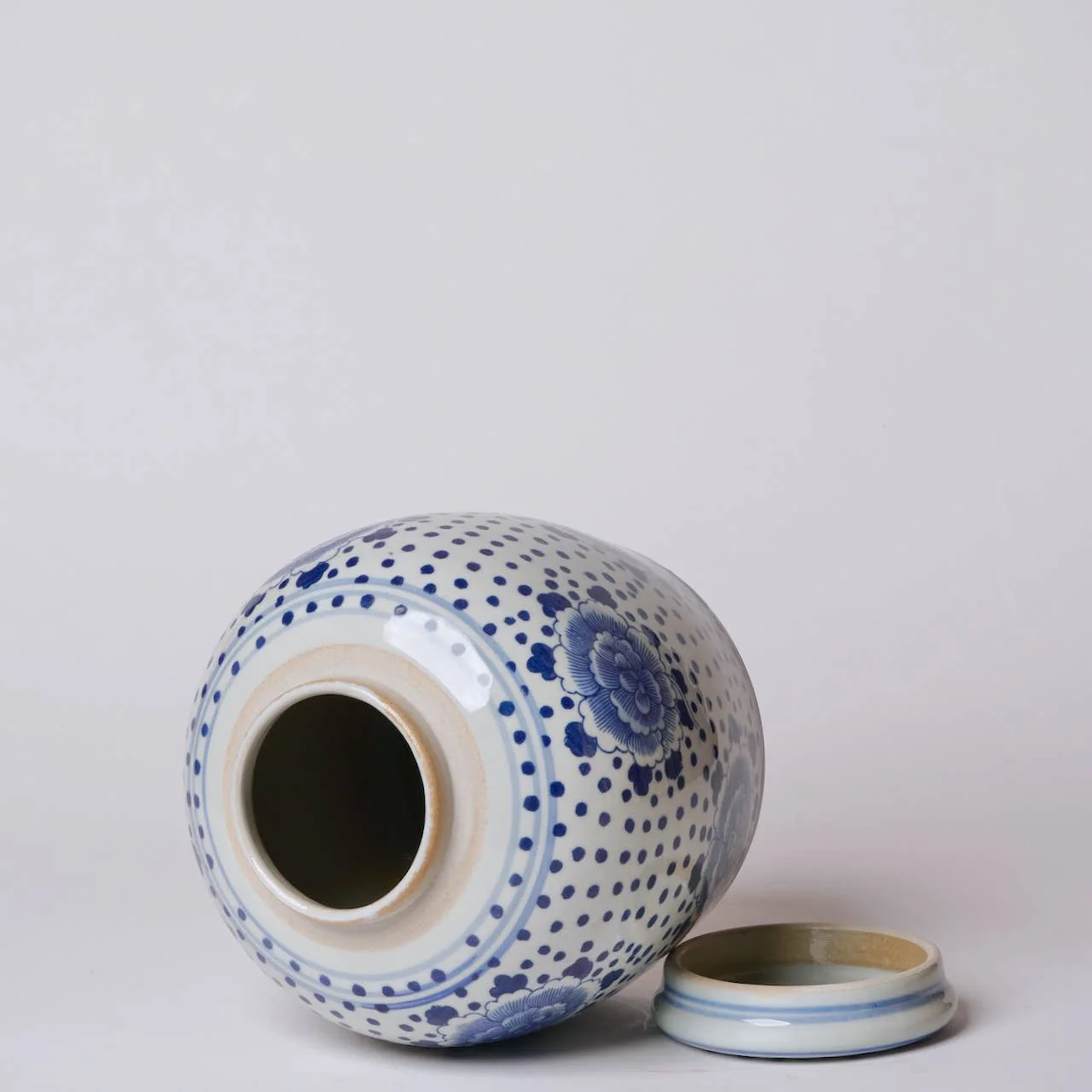Blue and White Porcelain Spotted Peony Round Jar - Image 2