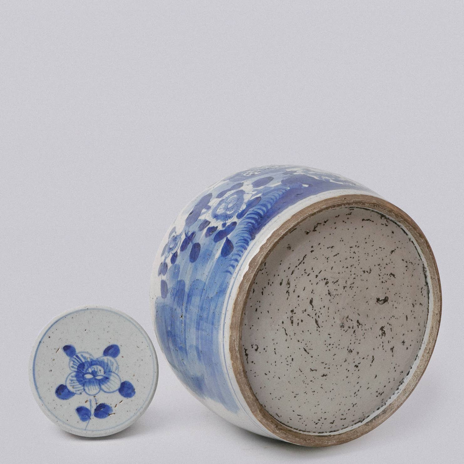 Blue & White Porcelain Bird & Flower Large Round Storage Jar - Image 4