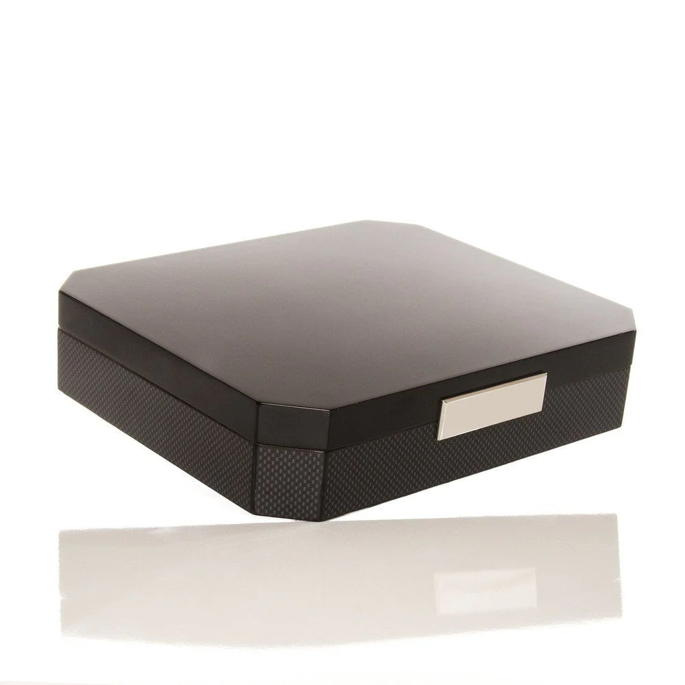 Carbon Fiber: Veneer Humidor - Image 2