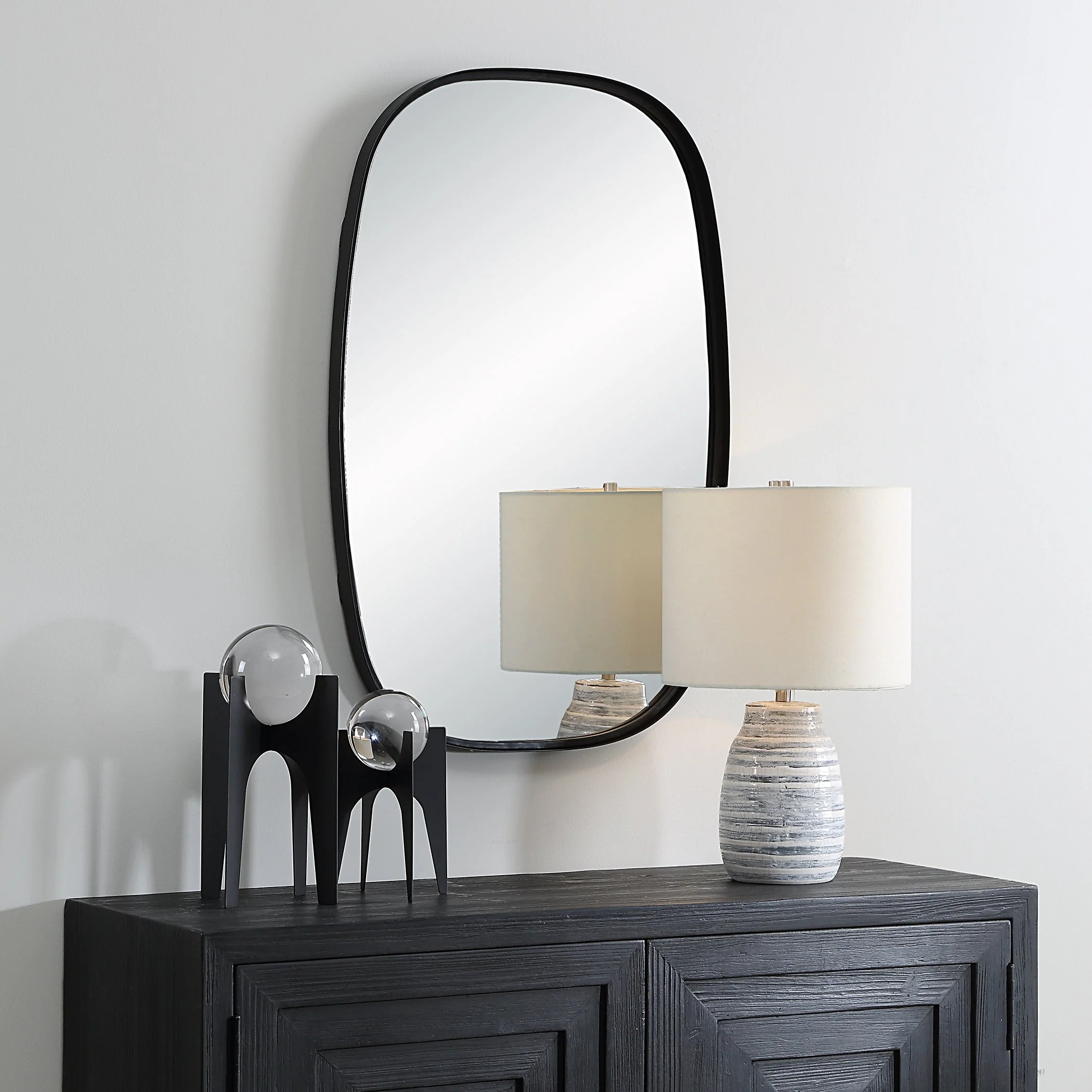 Capital Mirror - Image 5