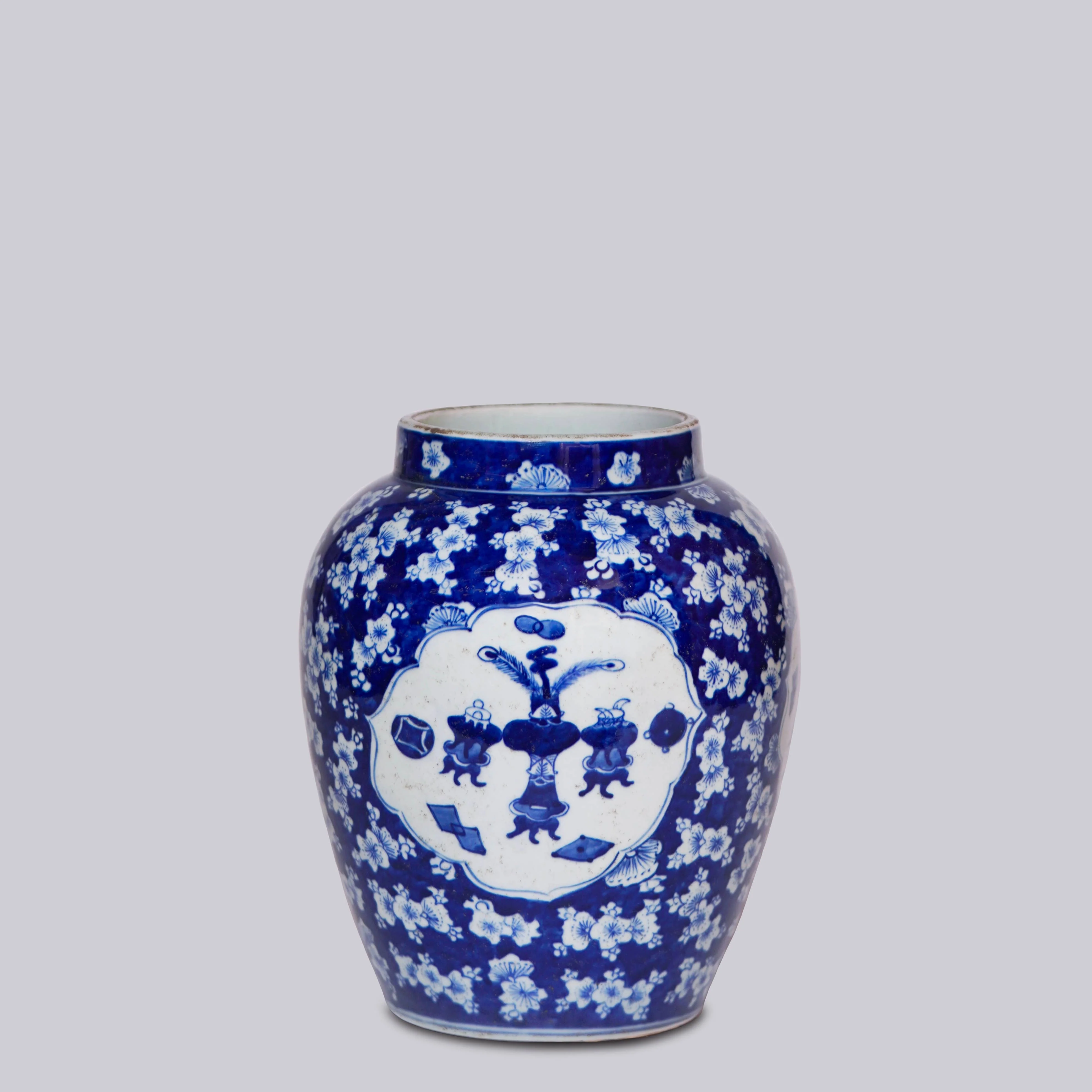 Blue and White Porcelain Scholarly Object Pot - Image 3