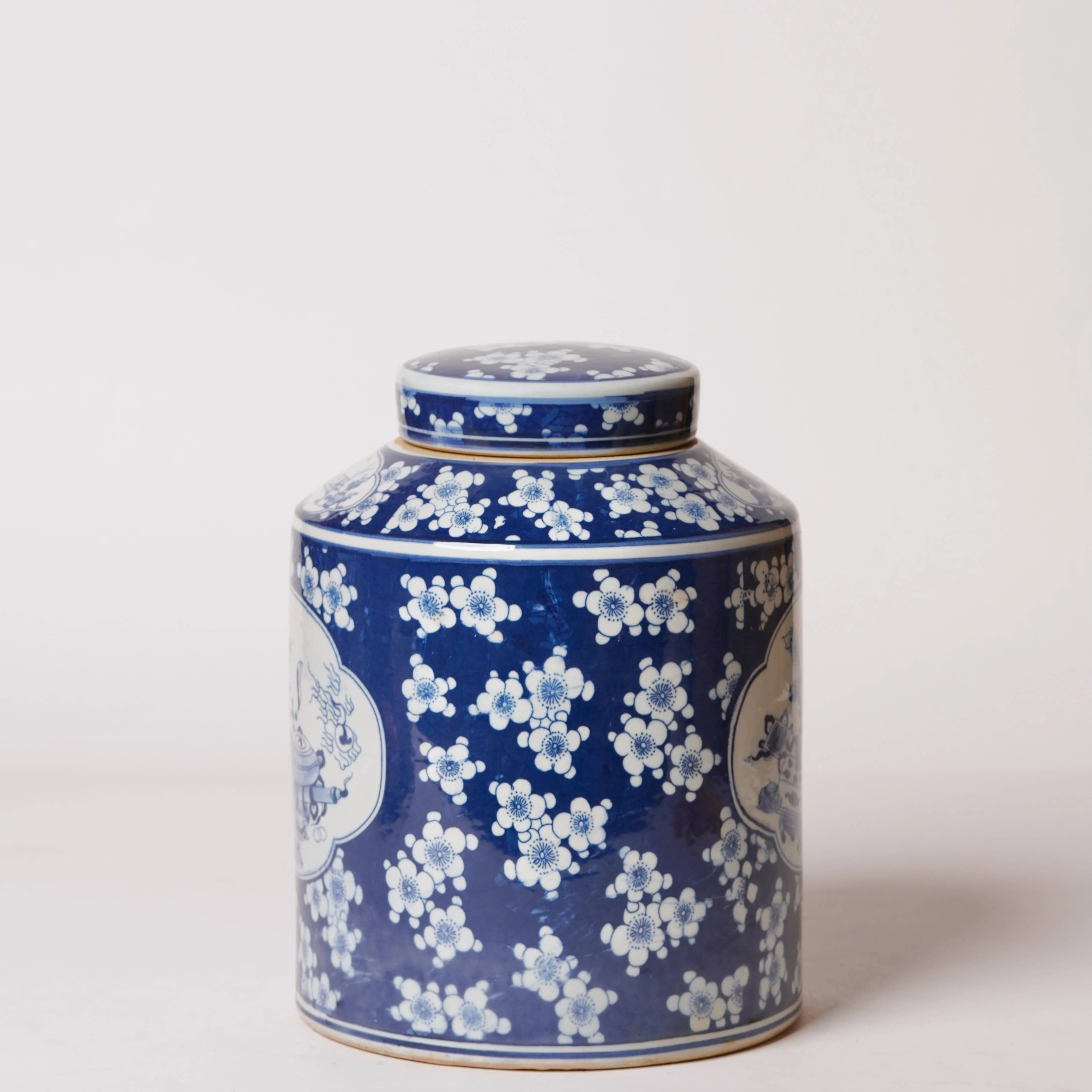 Scholar's Objects Blue and White Porcelain Canister - Image 3