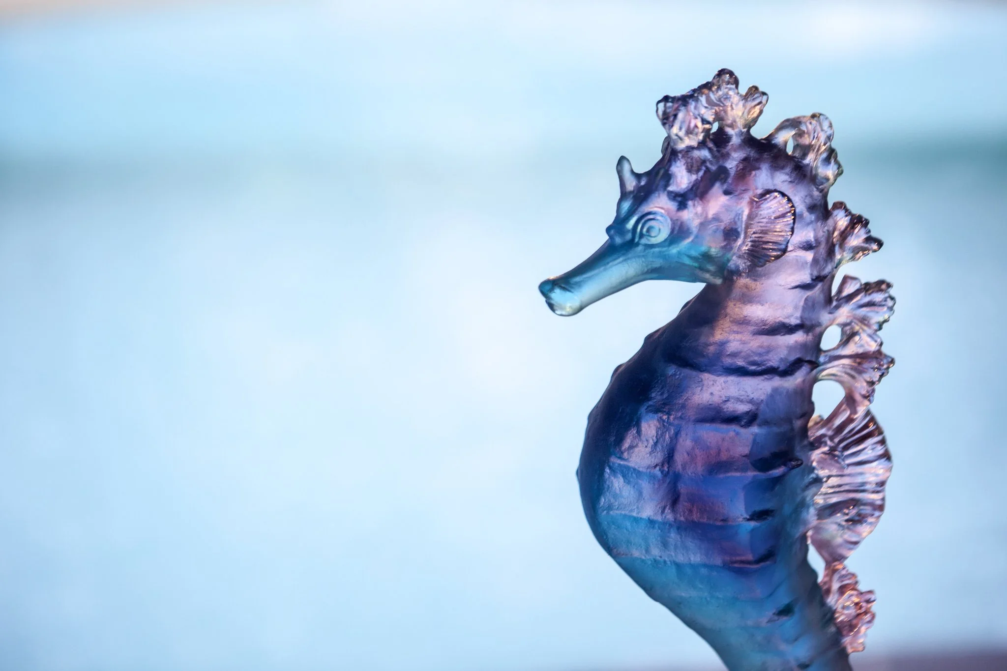 Daum Crystal Coral Sea Blue Pink Seahorse - Image 2