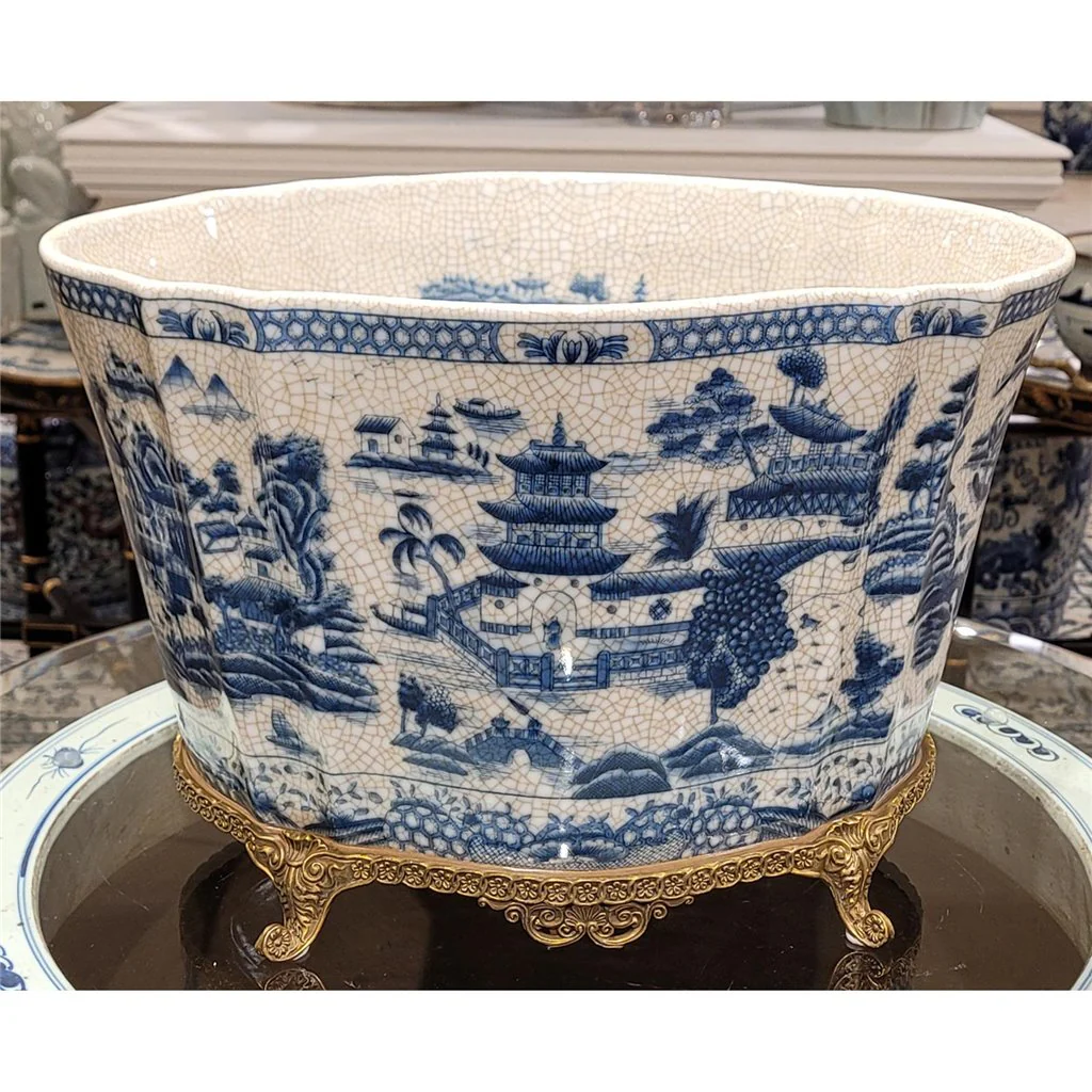 Danny's Fine Porcelain 14.5x11x9.5 Porcelain Planter With Bronze Accent - Blue Willow 14080 - Image 2