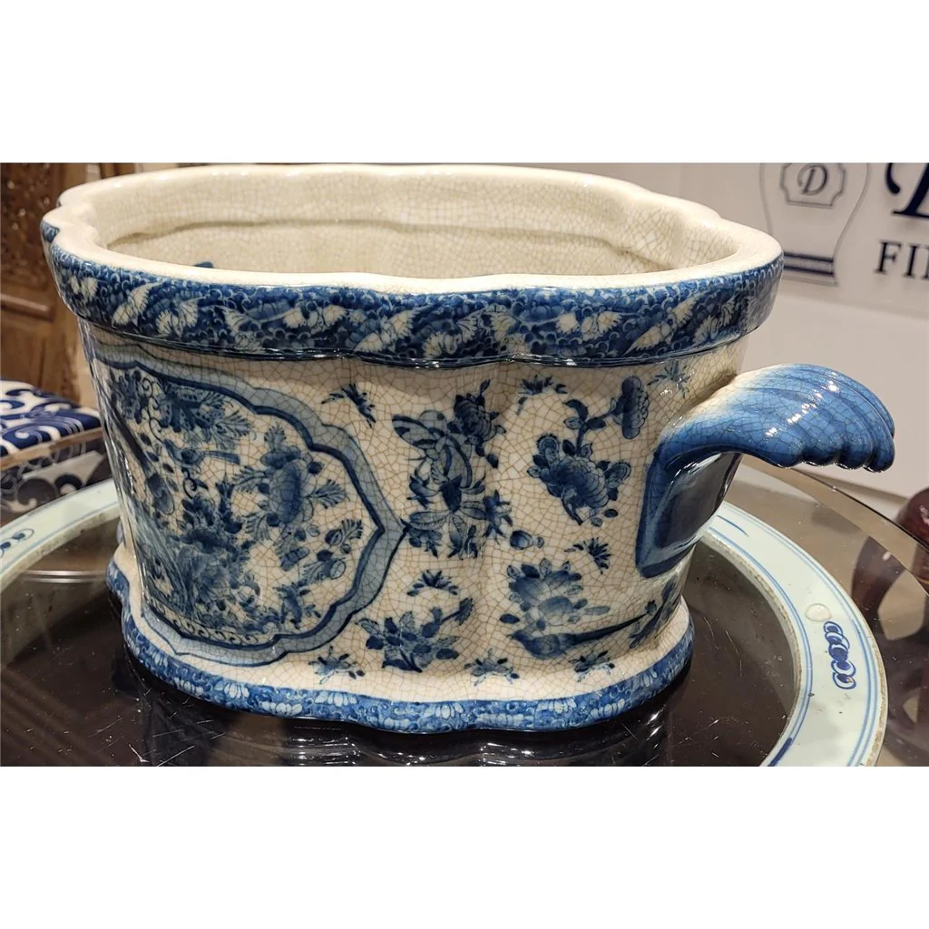 Danny's Fine Porcelain 18X10X10 FOOTBATH - B/W BIRDS & FLORAL(WOOD STAND SOLD SEPARATELY: G216-13.5) 11618 - Image 7