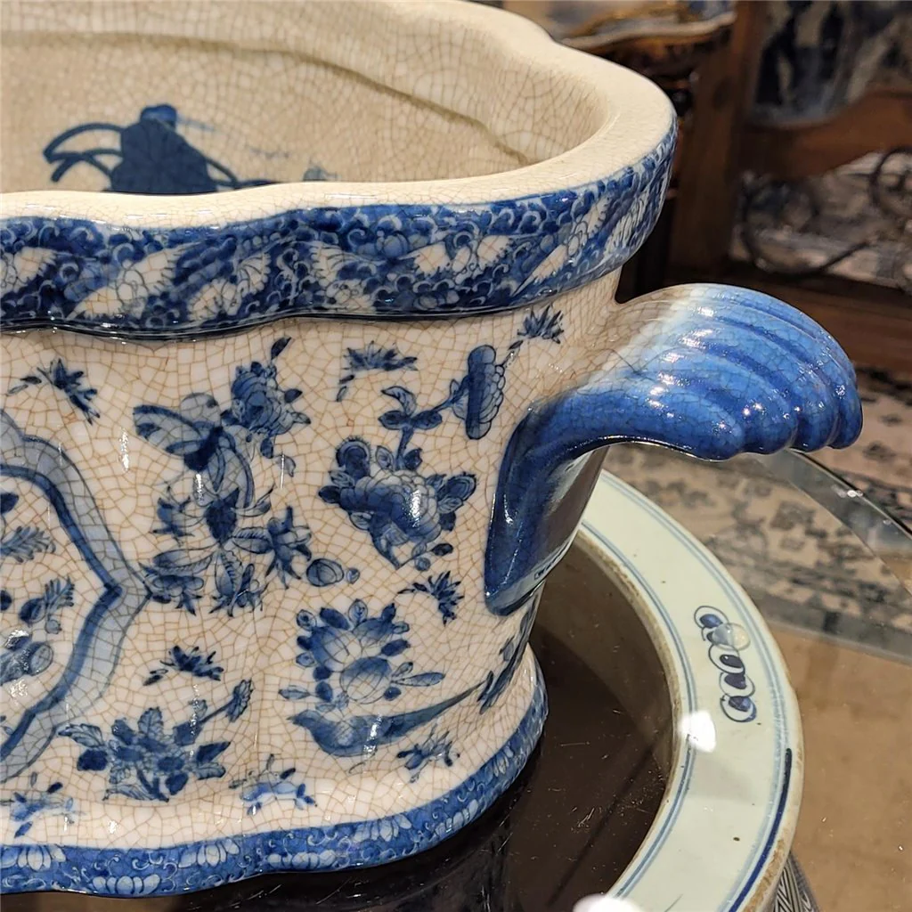 Danny's Fine Porcelain 18X10X10 FOOTBATH - B/W BIRDS & FLORAL(WOOD STAND SOLD SEPARATELY: G216-13.5) 11618 - Image 9