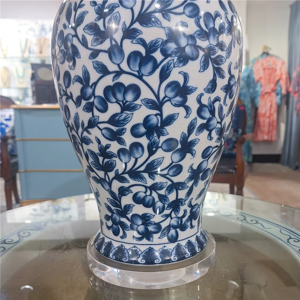 Danny's Fine Porcelain 19Lx19Wx32H Porcelain Vase Lamp - Blue And White Filigree [Acrylic_Base/Sh:2-847-19] 14053-LA - Image 8
