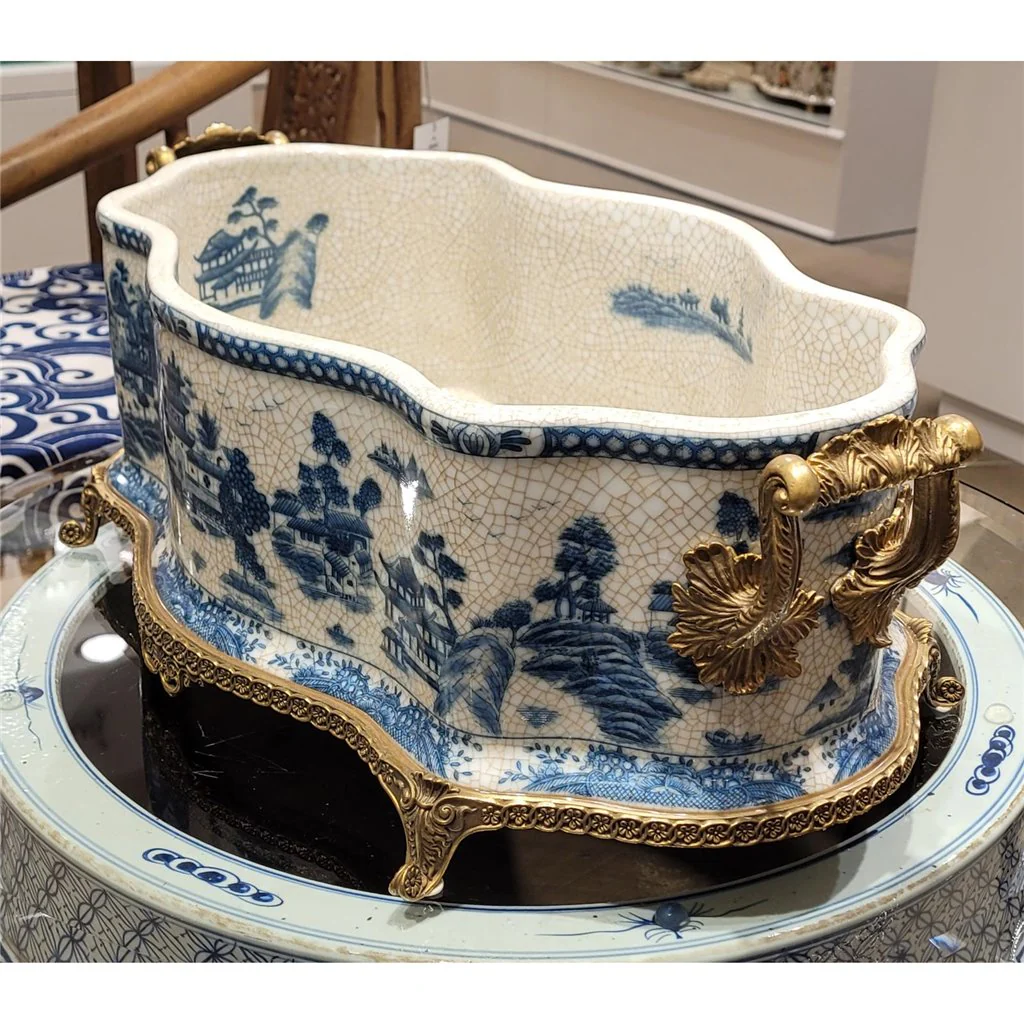 Danny's Fine Porcelain 20x11.5x7 Porcelain Planter With Bronze Ormolu - Blue Willow 14069 - Image 4