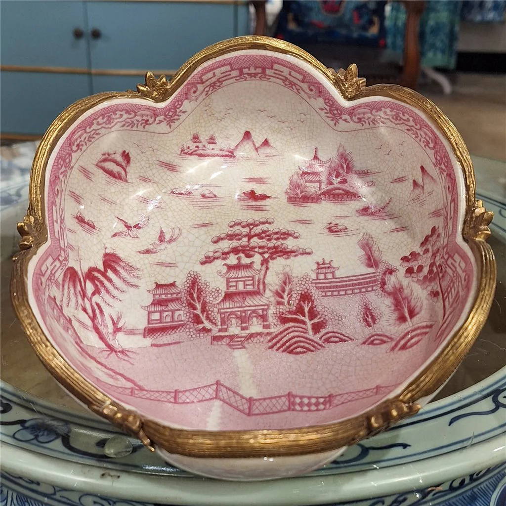 Danny's Fine Porcelain Basin With Bronze-Pink Willow 14269 - Image 4