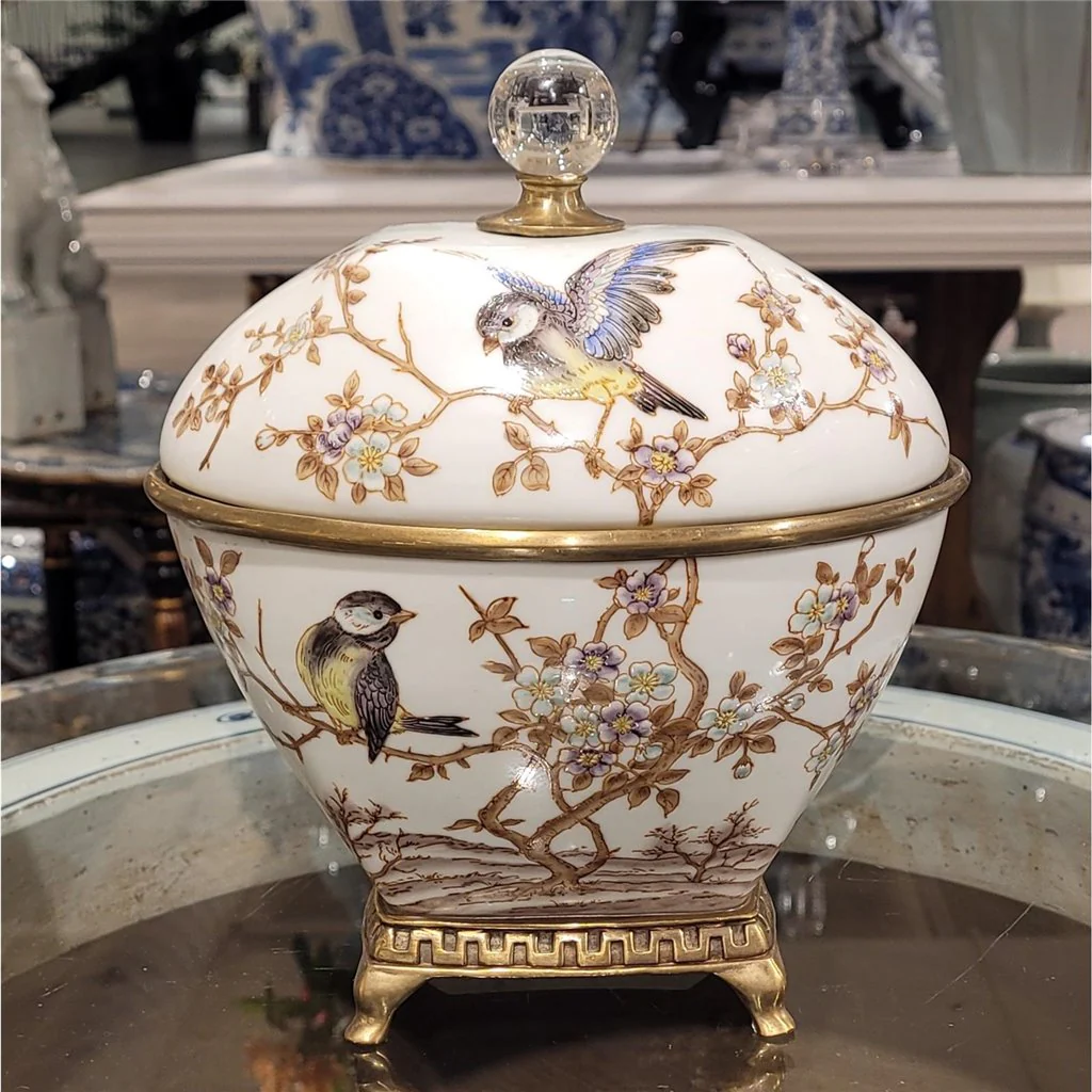 Danny's Fine Porcelain Box With Bronze - Xiamena 60323 - Image 7