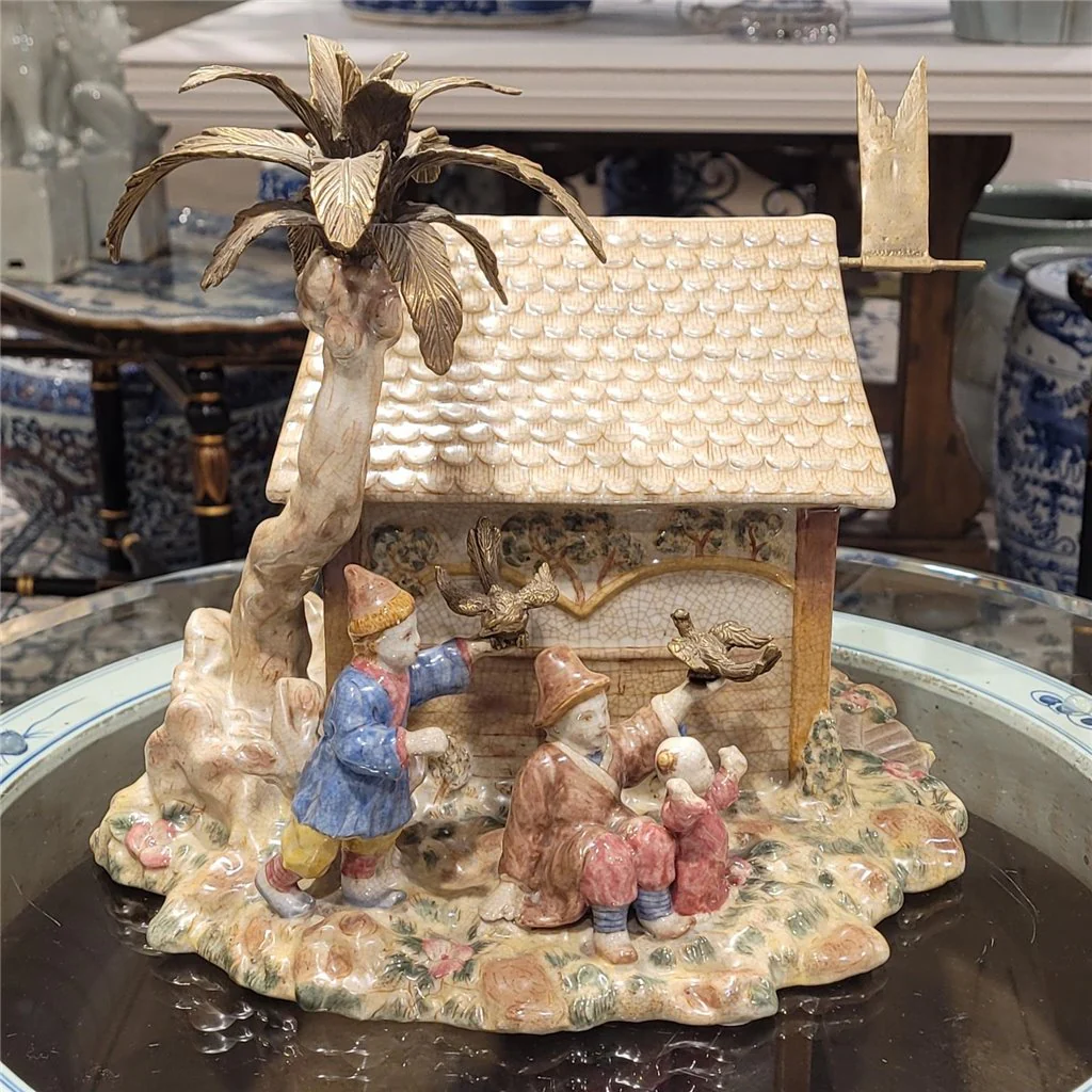 Danny's Fine Porcelain Figurine House 13808 - Image 3