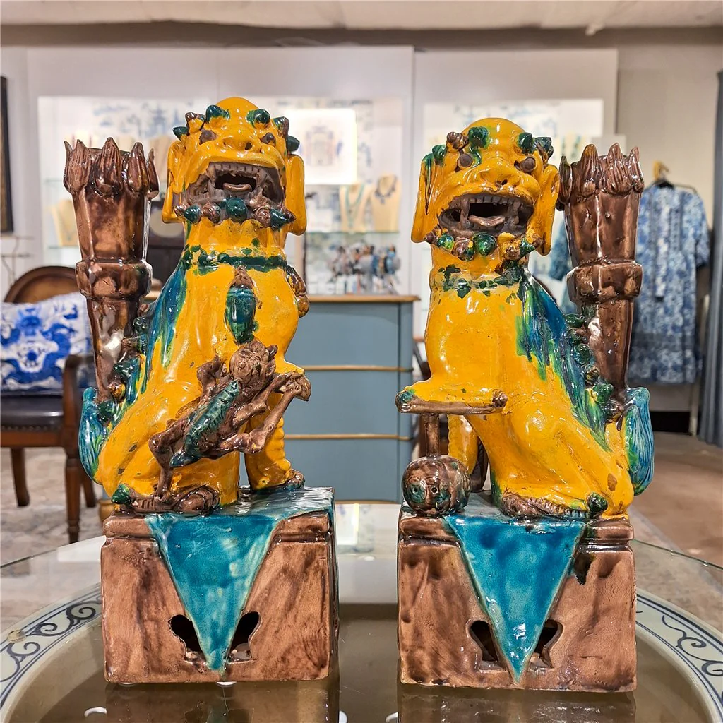 Danny's Fine Porcelain Foo Dogs (Pair) 50192 - Image 2