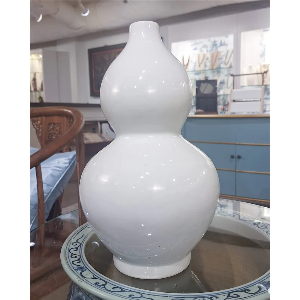 Danny's Fine Porcelain GOURD VASE-WHITE 50971 - Image 11