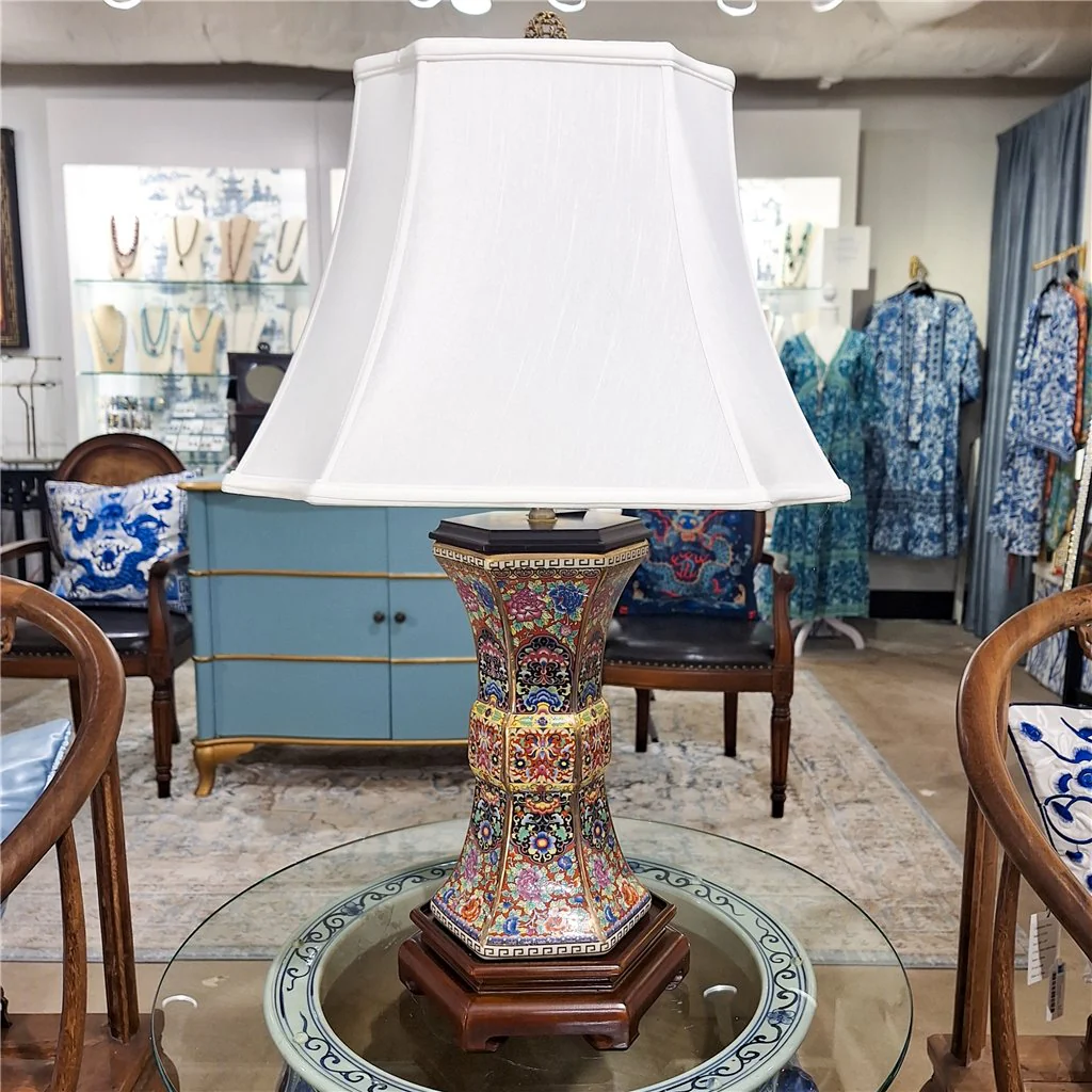 Danny's Fine Porcelain Hexagonal Imperial Cup Vase Lamp 51131-L - Image 2