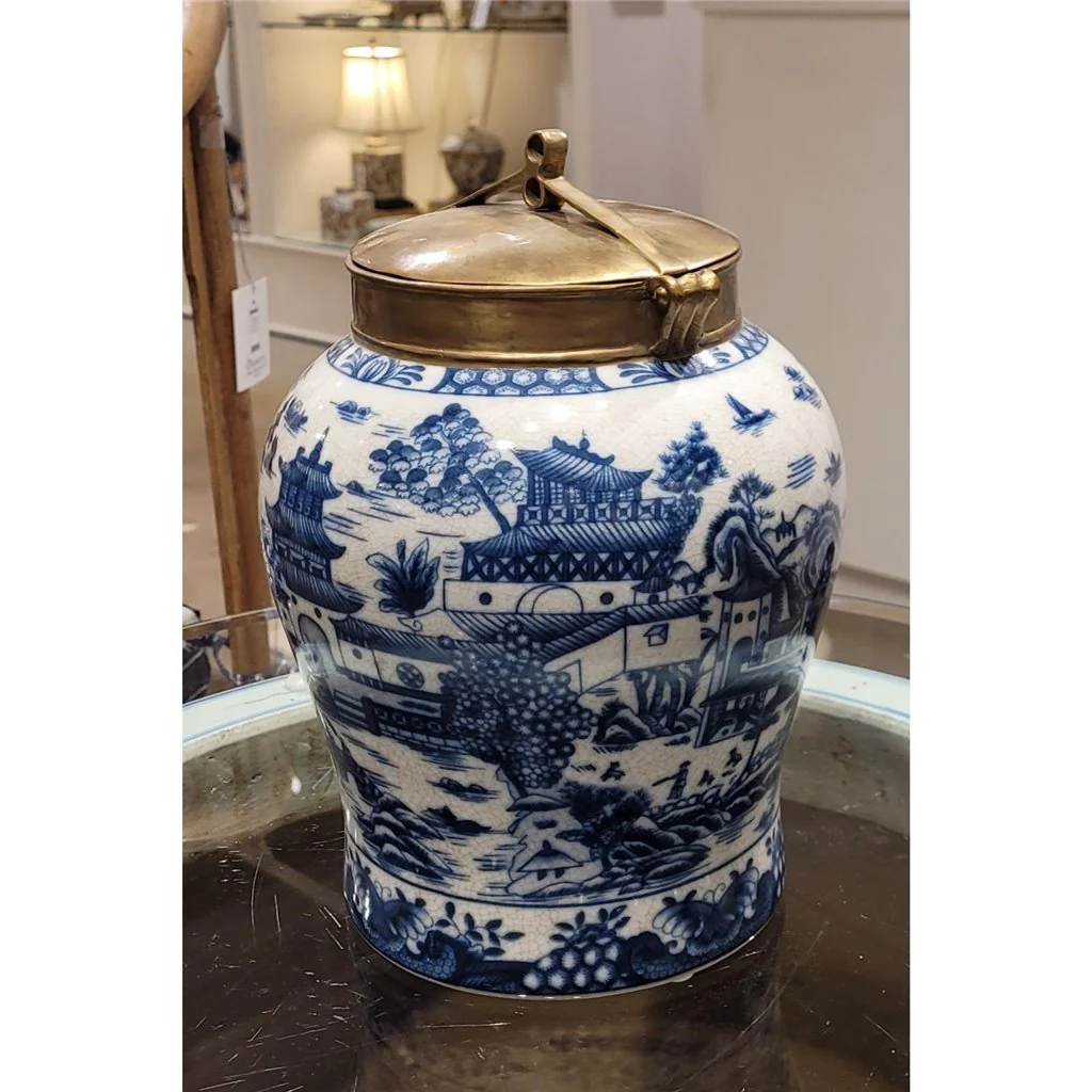 Danny's Fine Porcelain Jar - Blue Willow 14147 - Image 6