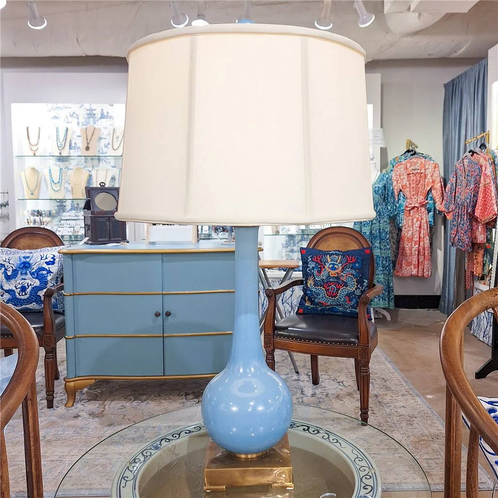 Danny's Fine Porcelain Lamp With Bronze Base- Blue 14106-LG - Image 7