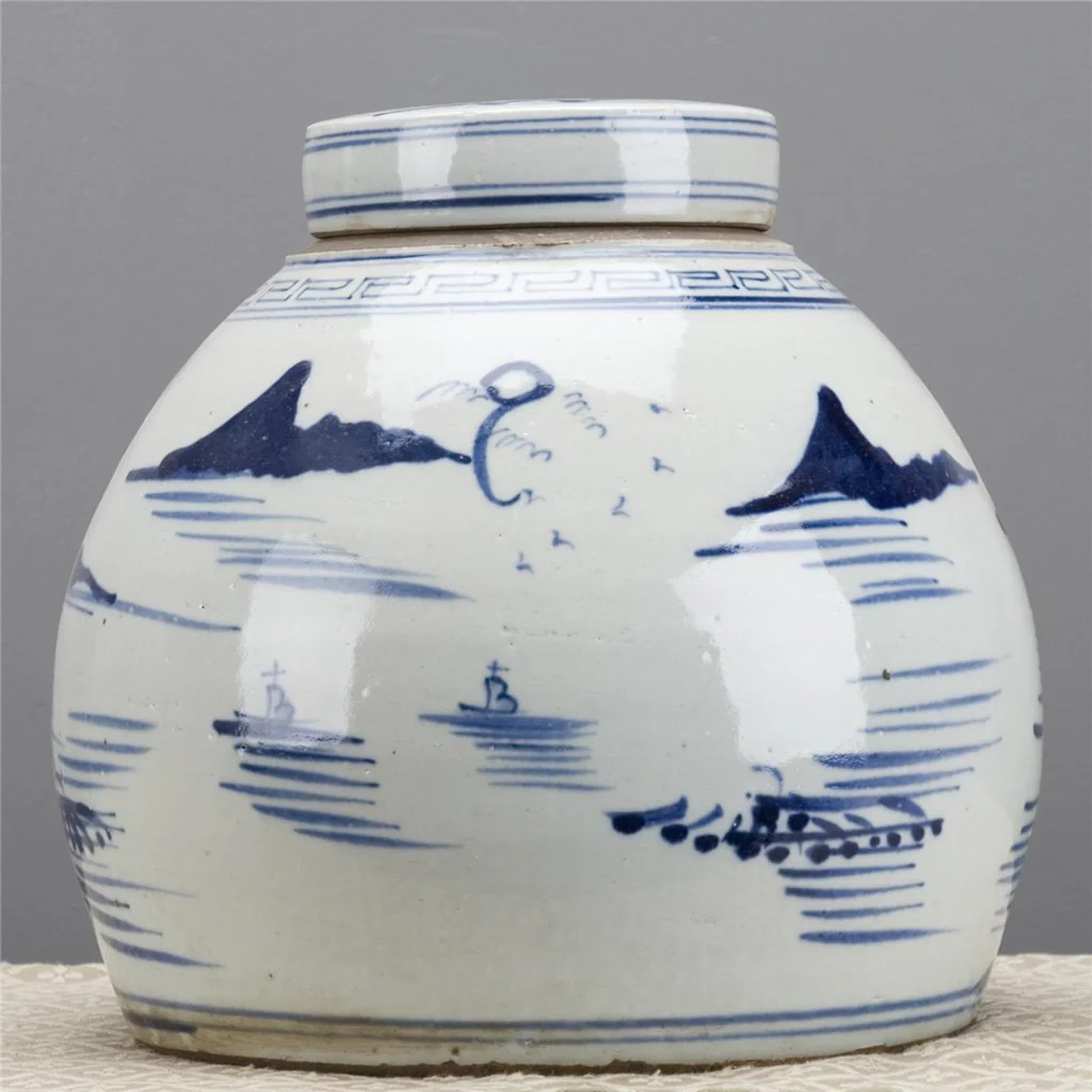 Danny's Fine Porcelain Lidded Jar 50540 - Image 5