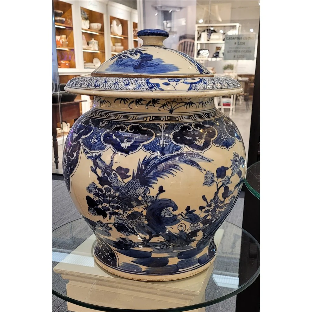 Danny's Fine Porcelain Lidded Jar 50571 - Image 10