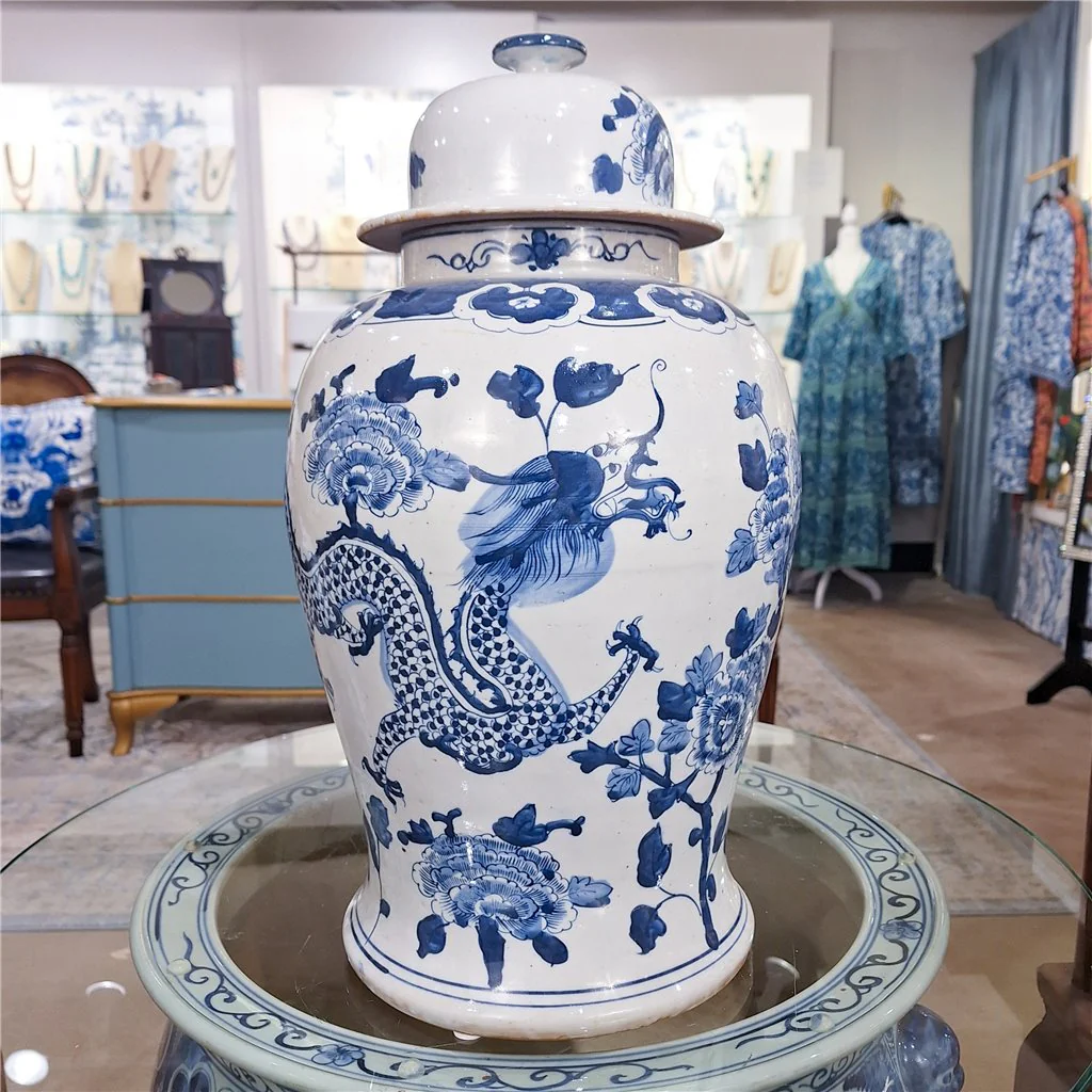 Danny's Fine Porcelain Lidded Temple Jar - Floral And Dragons - Blue And White Classic 50874 - Image 13