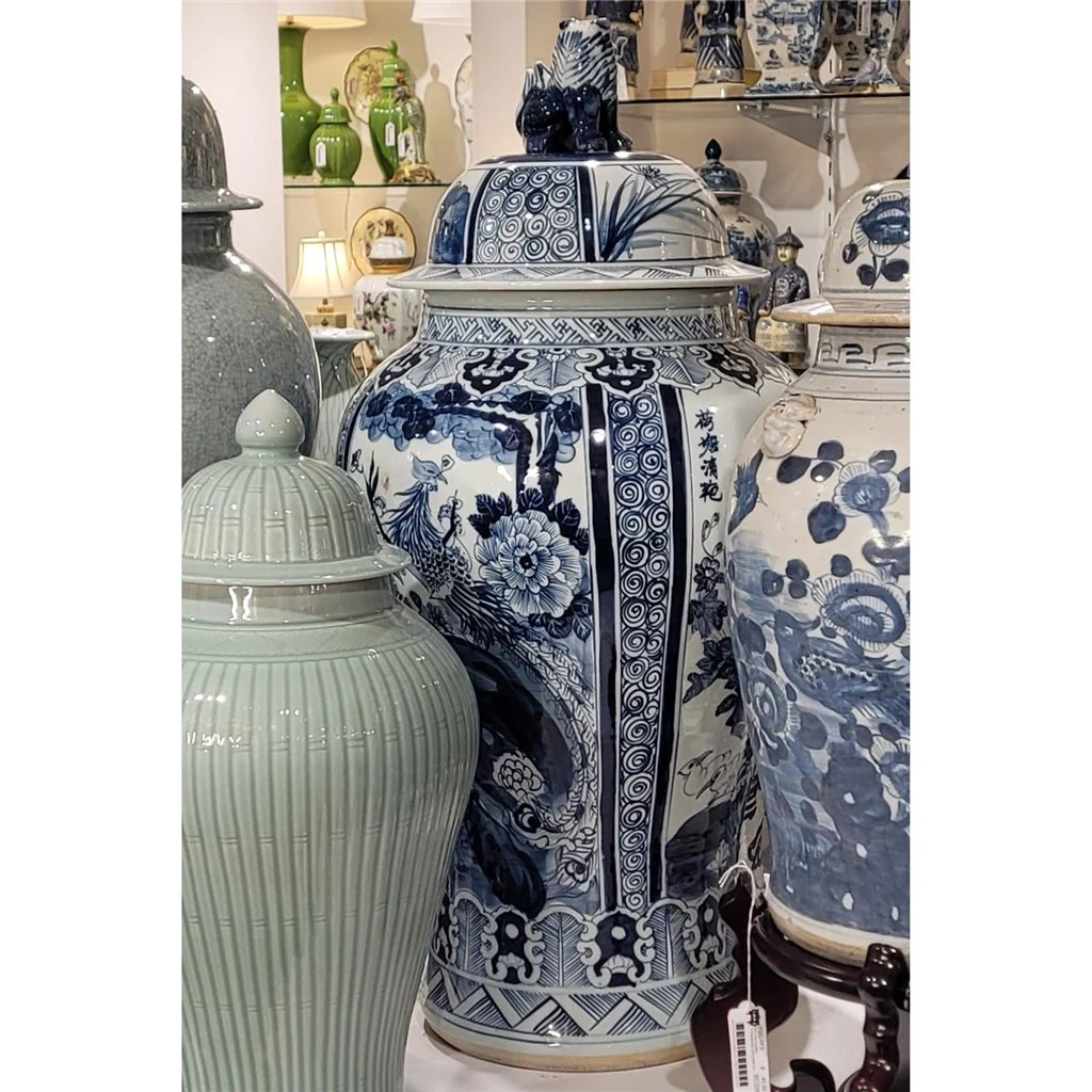 Danny's Fine Porcelain Lion Lidded Jar - Blue And White Classic 50378 - Image 5