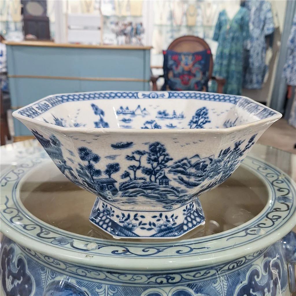 Danny's Fine Porcelain Octagonal Basin-Blue Willow 14264 - Image 11