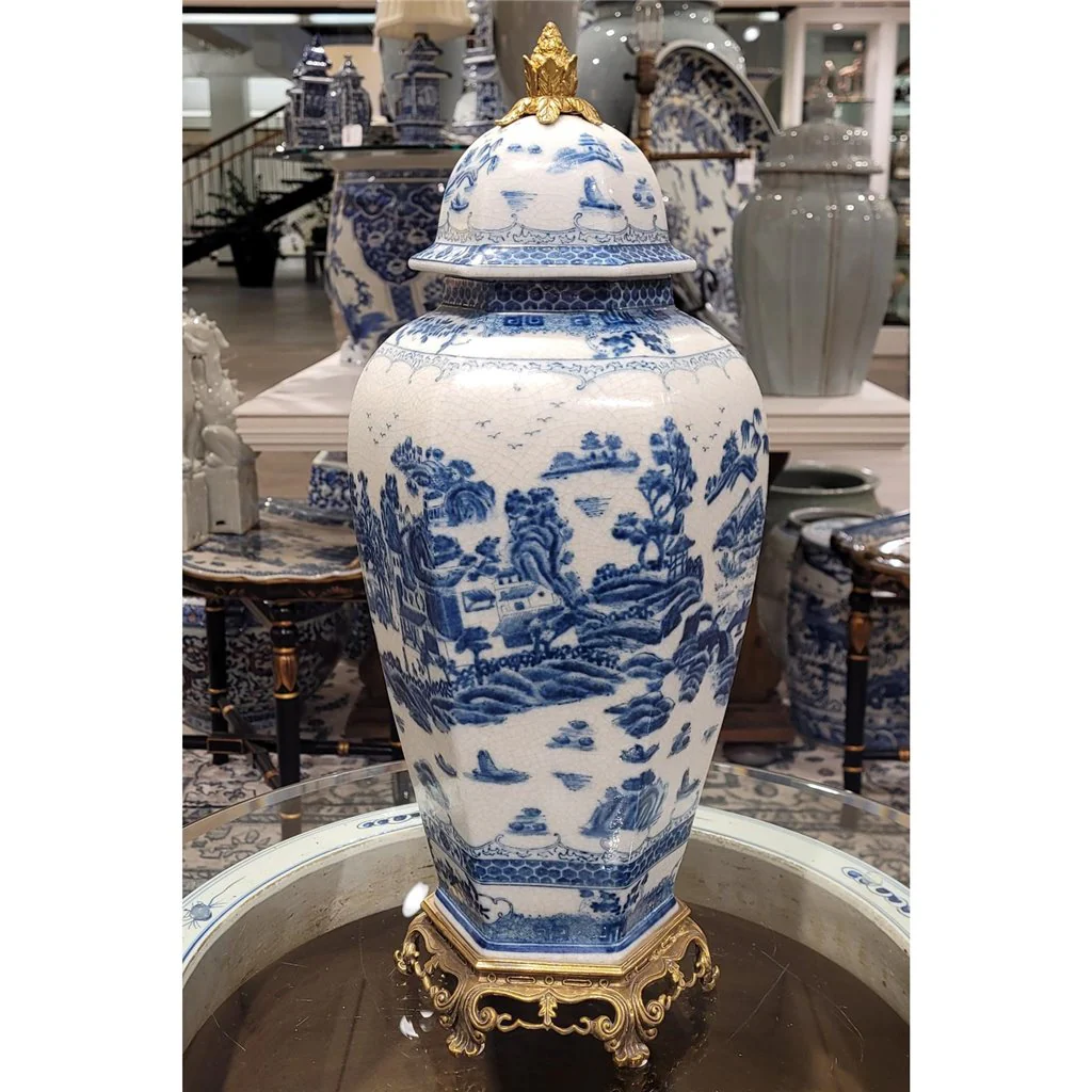 Danny's Fine Porcelain Octagonal Lidded Jar With Bronze Ormolu- Blue Willow 60370 - Image 10