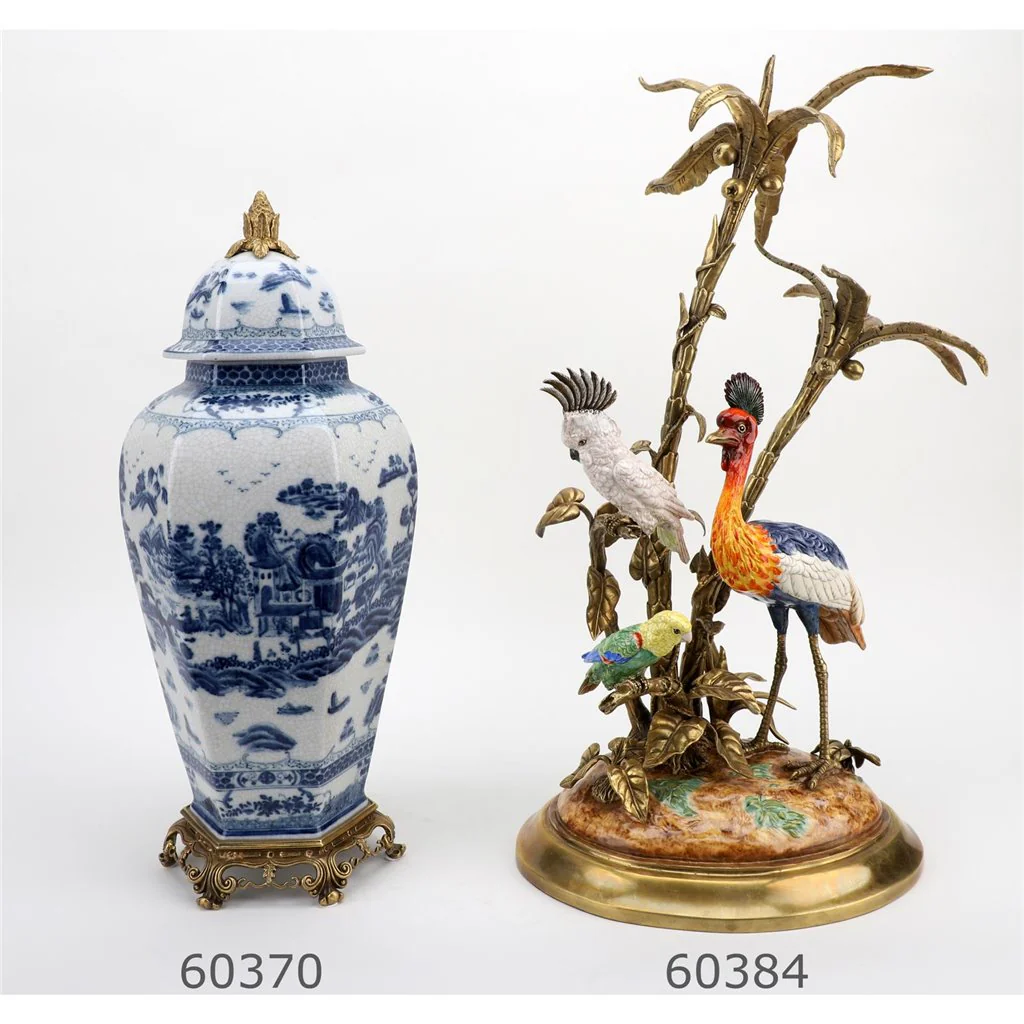 Danny's Fine Porcelain Octagonal Lidded Jar With Bronze Ormolu- Blue Willow 60370 - Image 9