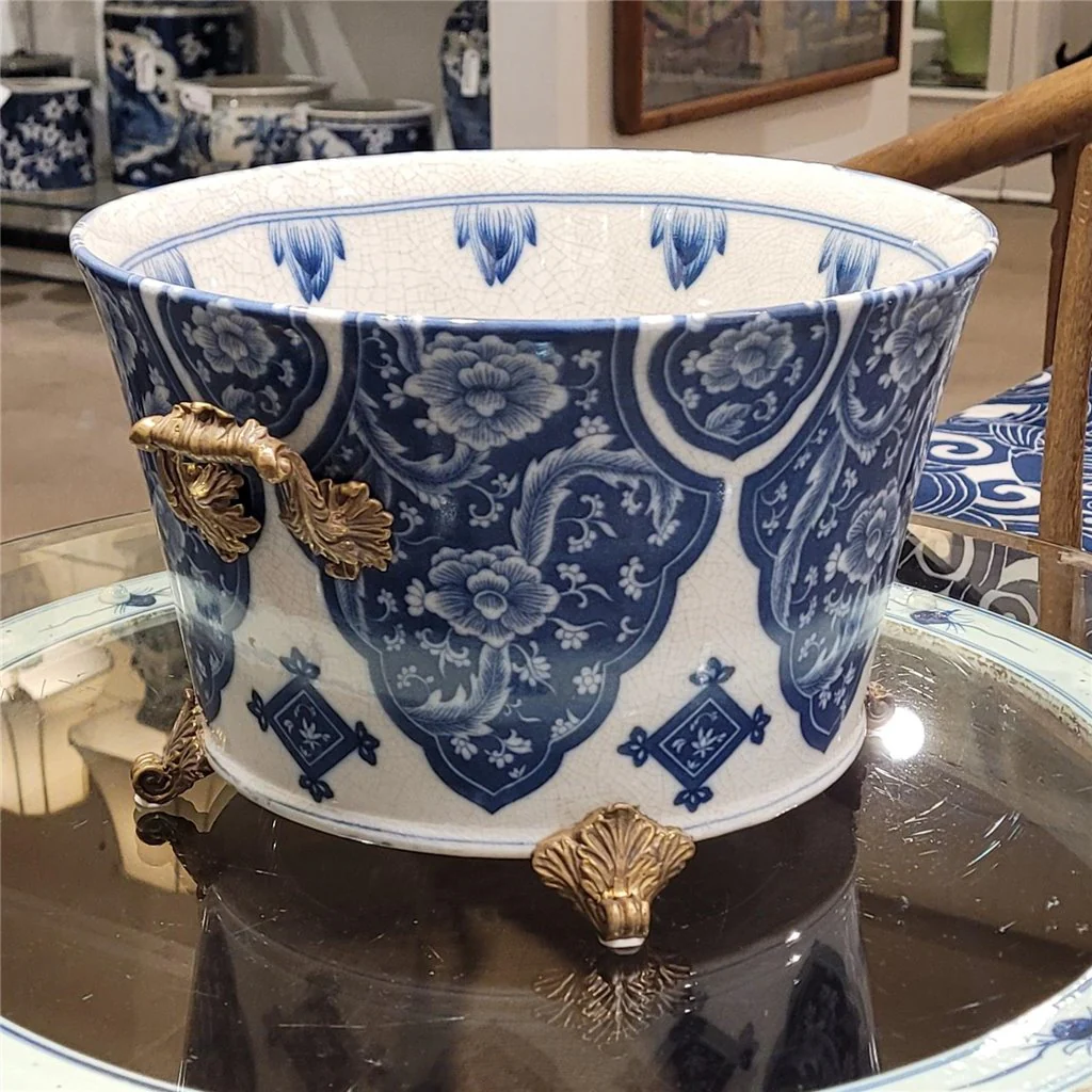 Danny's Fine Porcelain Planter 14198 - Image 4